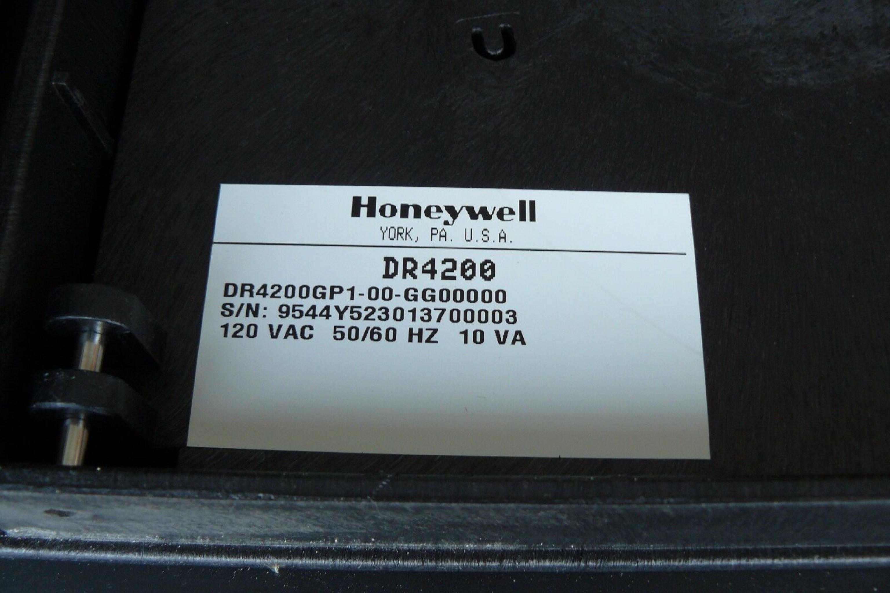 HONEYWELL DR4200GP1-00-GG00000 CHART RECORDER DR4200 120V 0 TO 55 DEG C