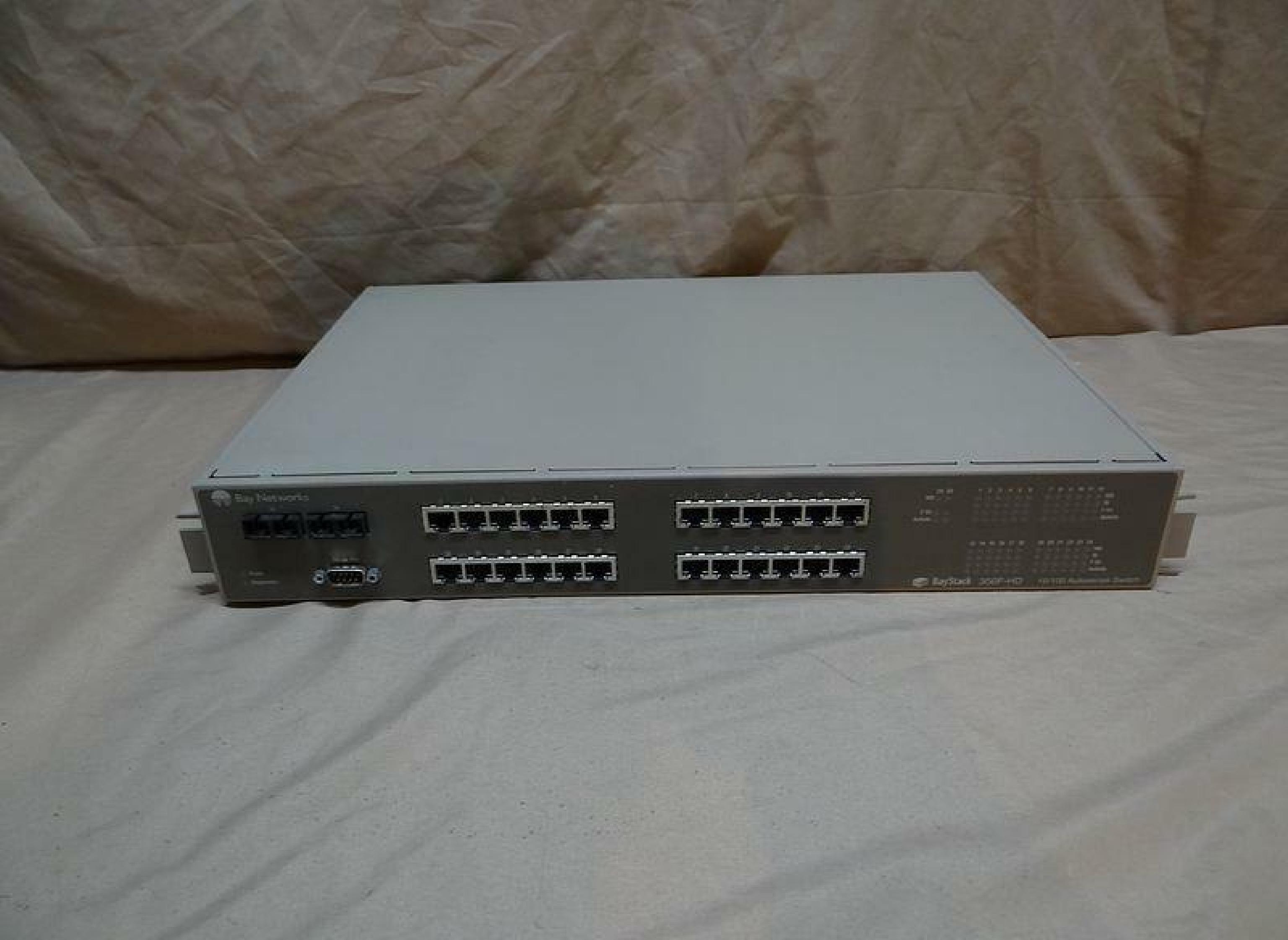 BAY NETWORKS NORTEL BAYSTACK 350F-HD BAY NETWORKS BAYSTACK 350F-HD,24 PORT,10/100 AUTOSENSE SWITCH