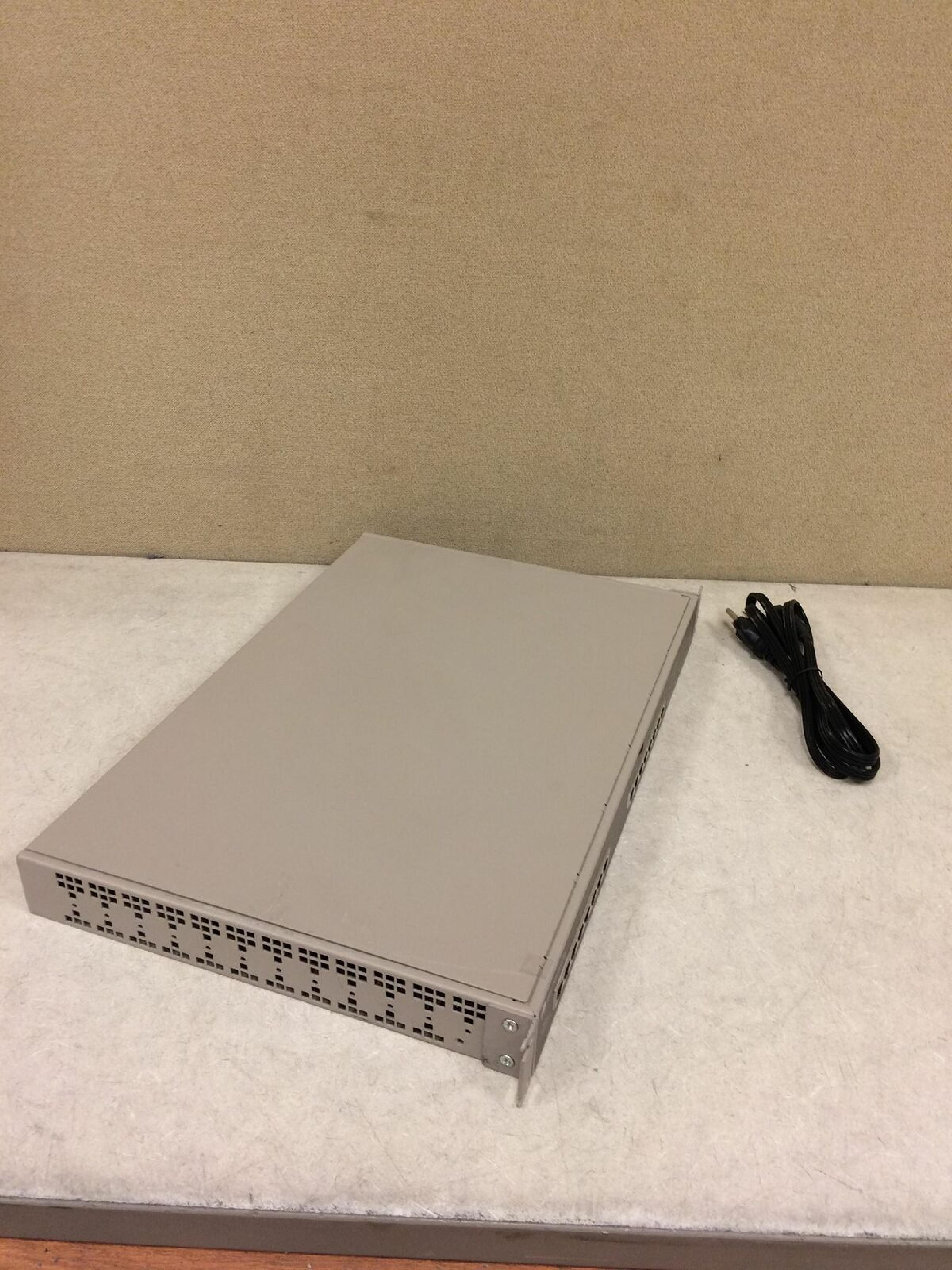 BAY NETWORKS NORTEL 350T BAY NETWORKS BAYSTACK 350T 10/100MBPS AUTOSENSE SWITCH