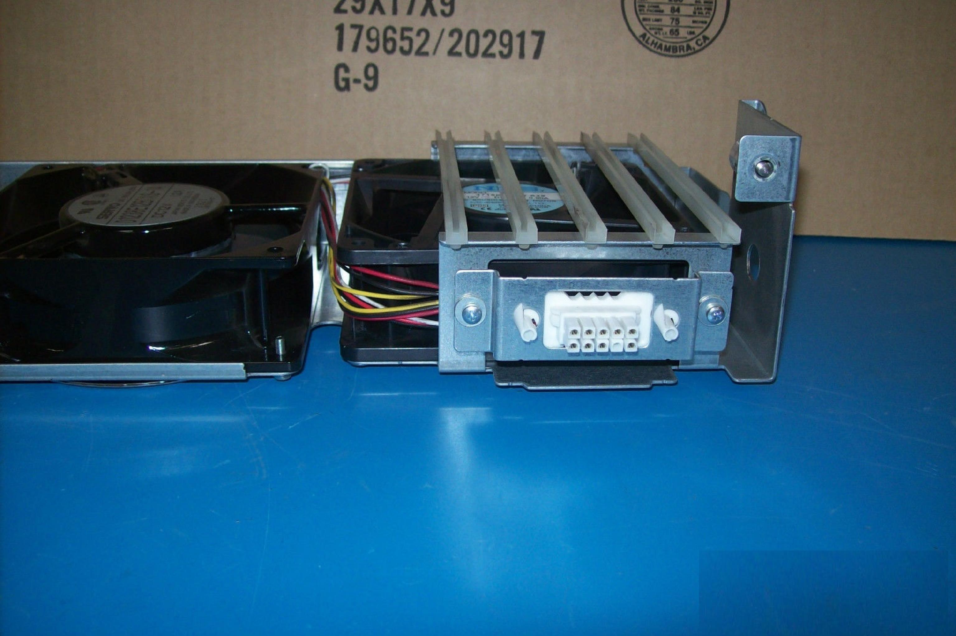 SUN MICROSYSTEMS 540-5088-02 3 FAN ASSEMBLY FOR SUN SUNFIRE 280R