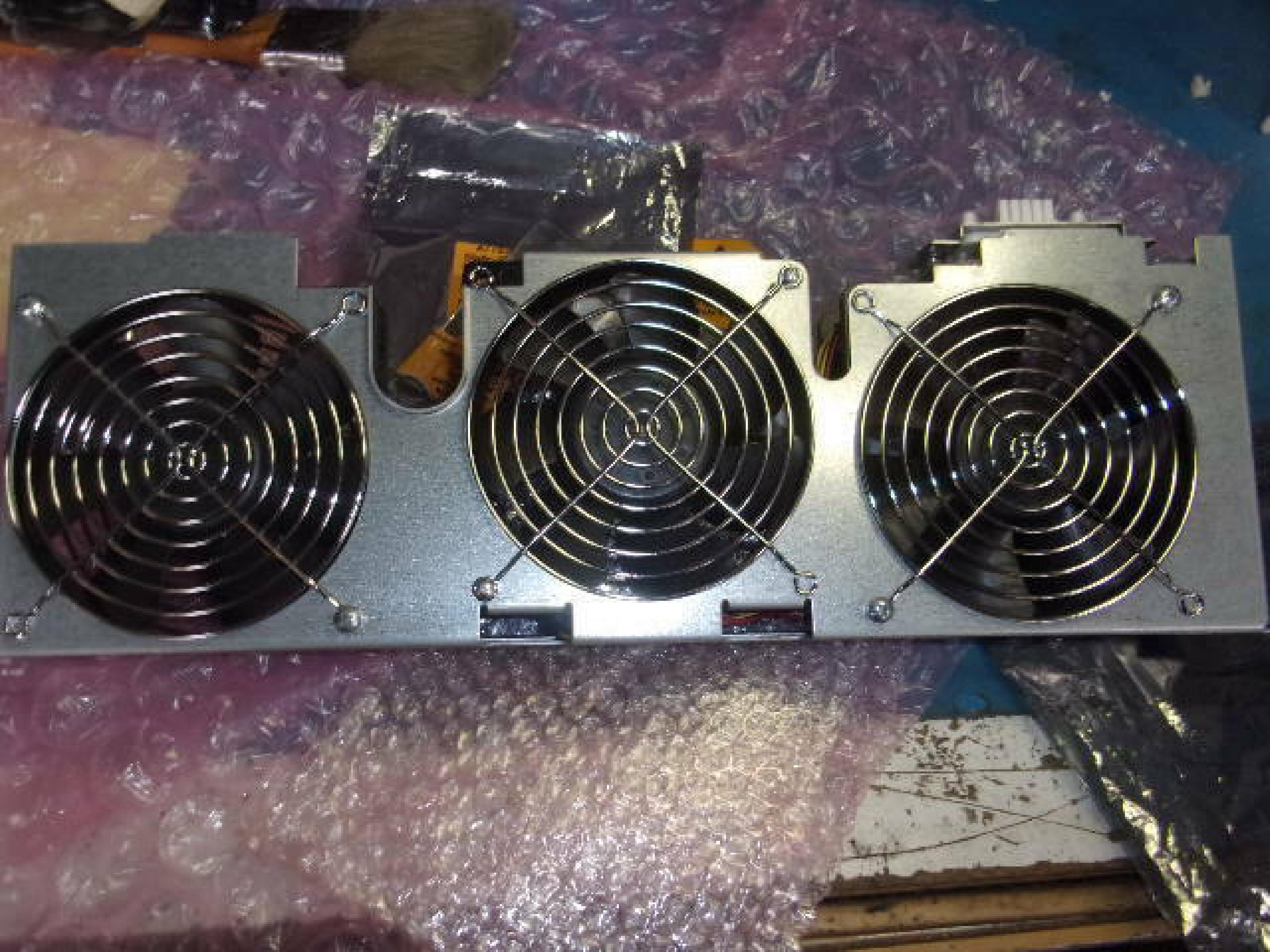 SUN MICROSYSTEMS 540-5088-02 3 FAN ASSEMBLY FOR SUN SUNFIRE 280R