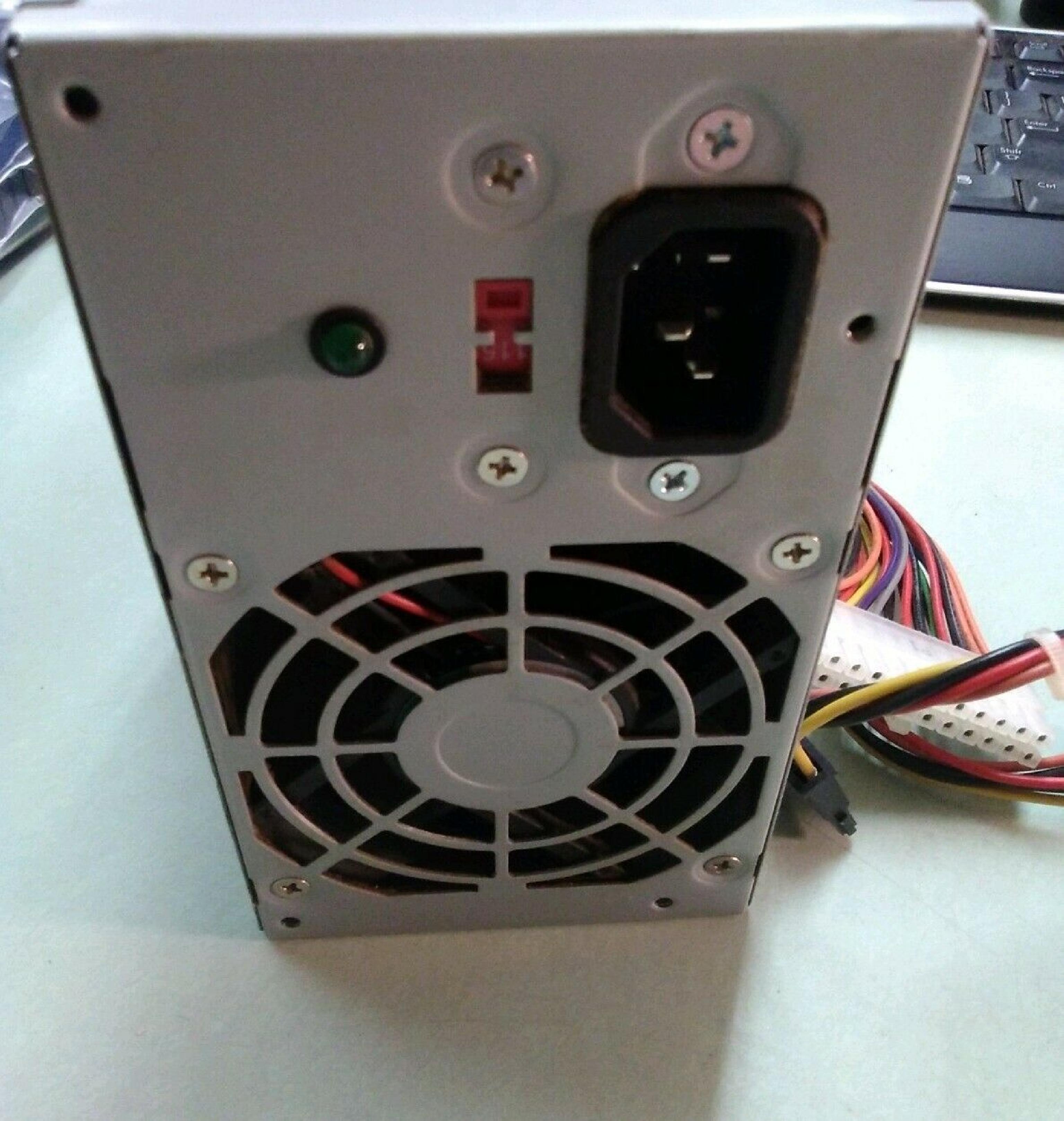 DELTA ELECTRONICS INC DPS-300AB-24 B 300 WATT POOWER SUPPLY