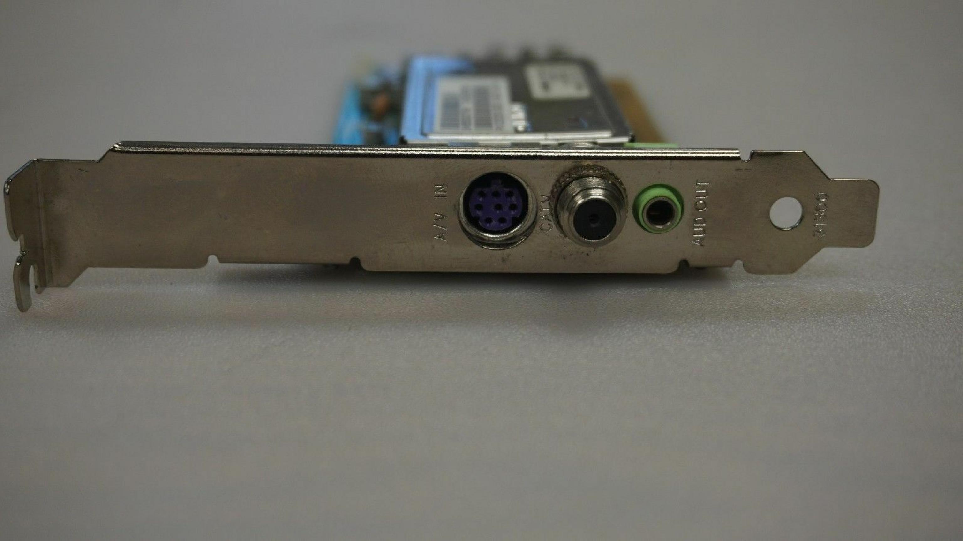 ATI F11236/W H-3 X1300 256MB AGP AV-OUT/TV A22500 TV TUNER