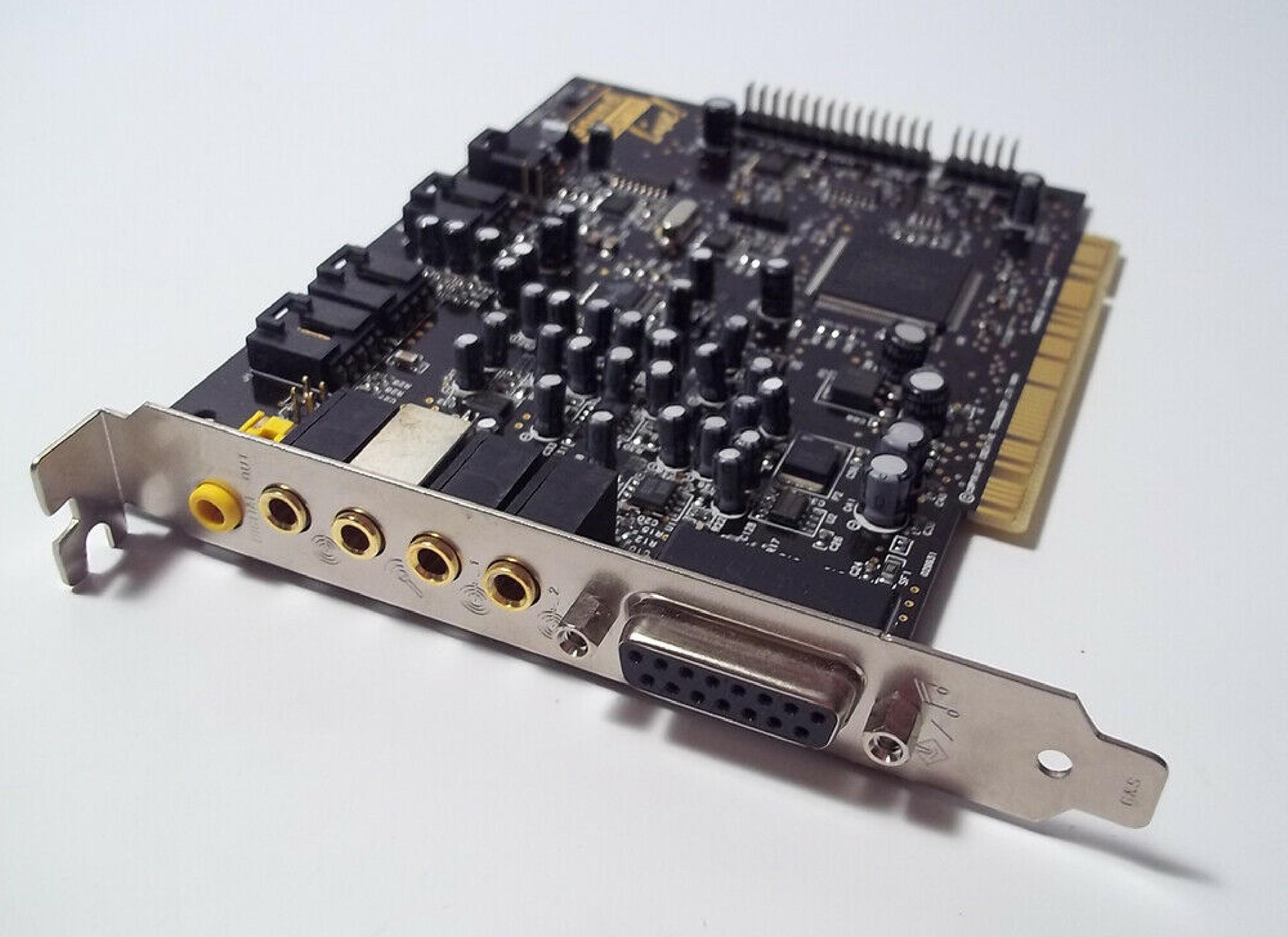 CREATIVE LABS CT4760 SOUND BLASTER LIVE SOUND CARD 5.1 -PCI