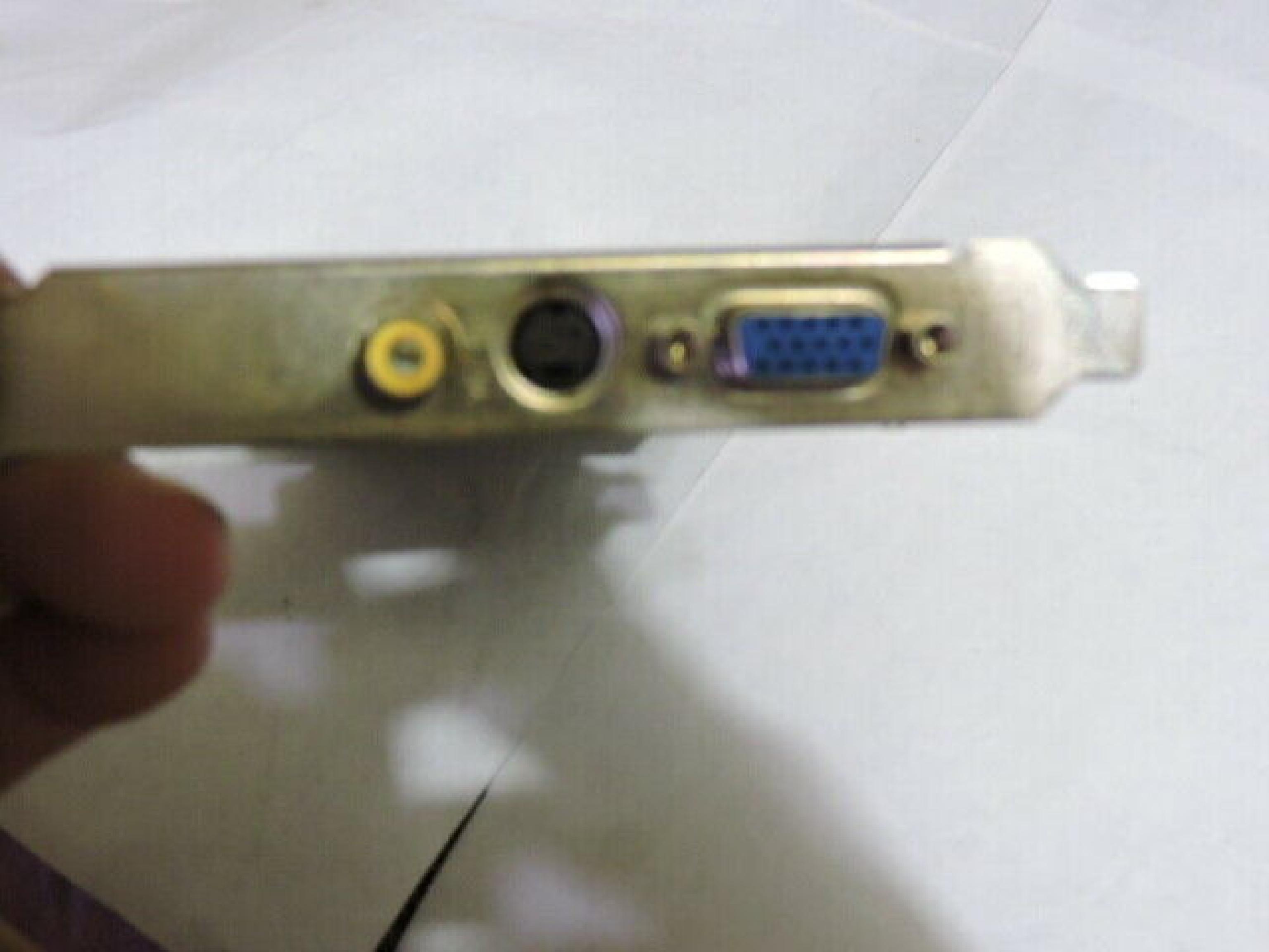ATI 109-A06200-00 RADEON 9200 128MB AGP VIDEO