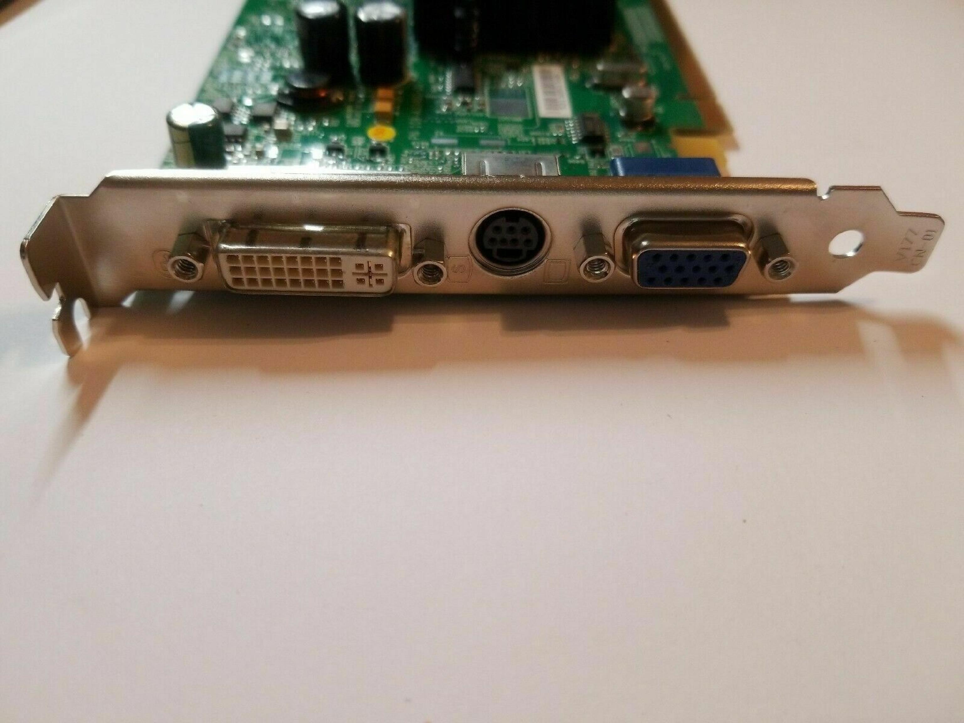 ATI E-G012-04-2366 RADEON X300 SE 128MB PCI-EXPRESSX16 DVI VGA TV-OUT