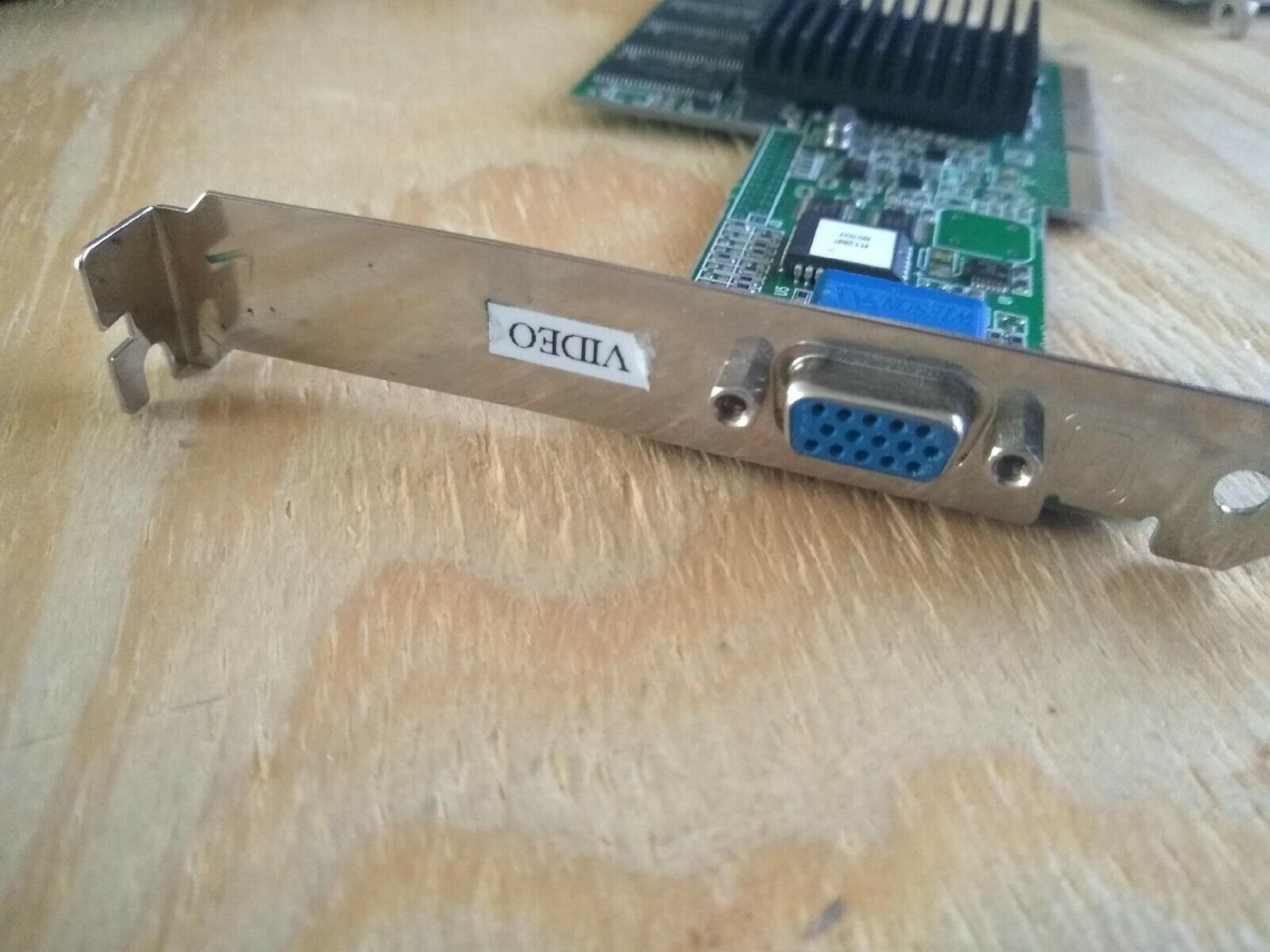 ATI XPERT2000PRO 32MB AGP VIDEO CARD RAGE 128 PRO