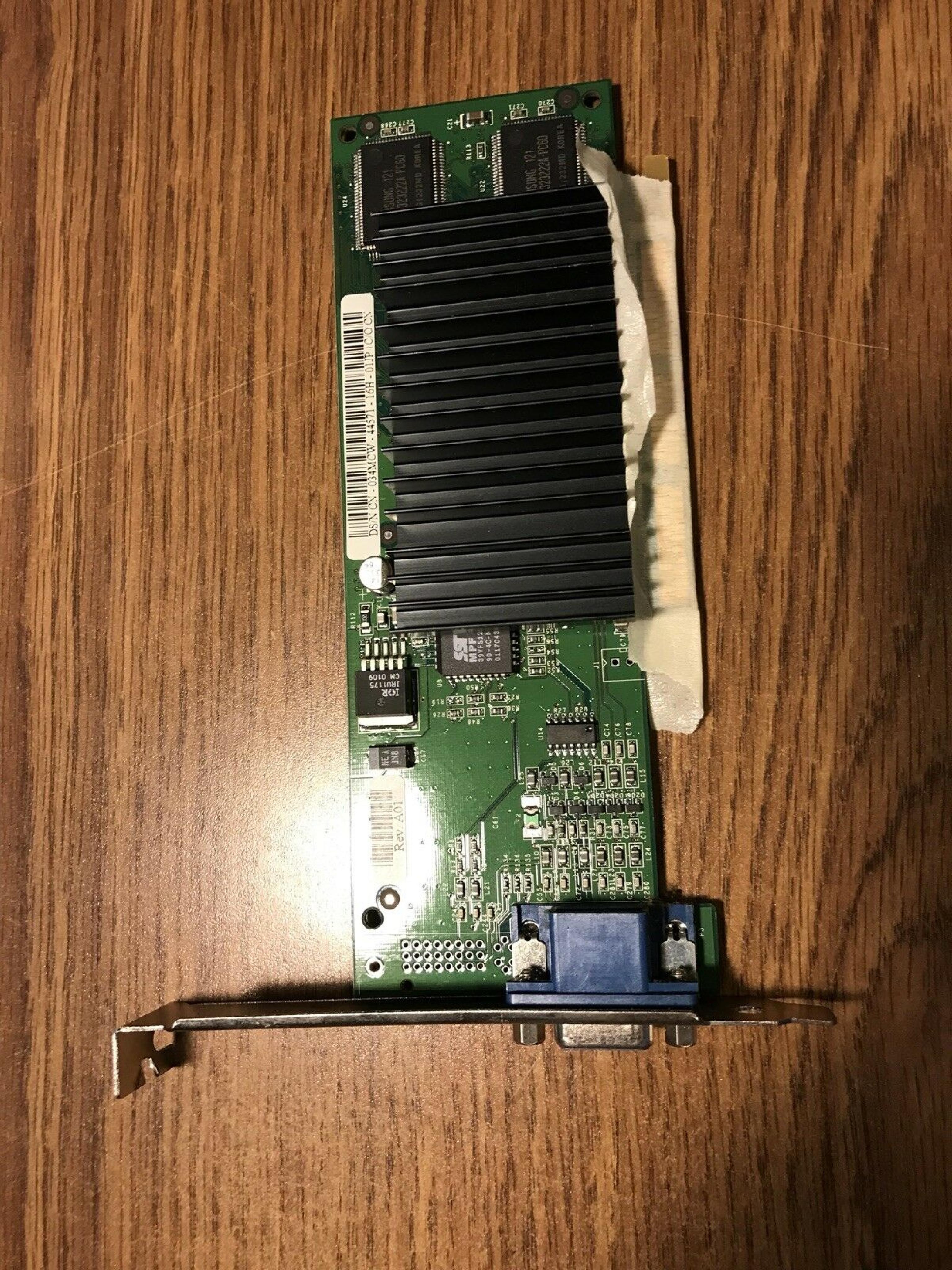DELL CN-034MCW 16MB AGP VIDEO CARD WITH VGA OUTPUT
