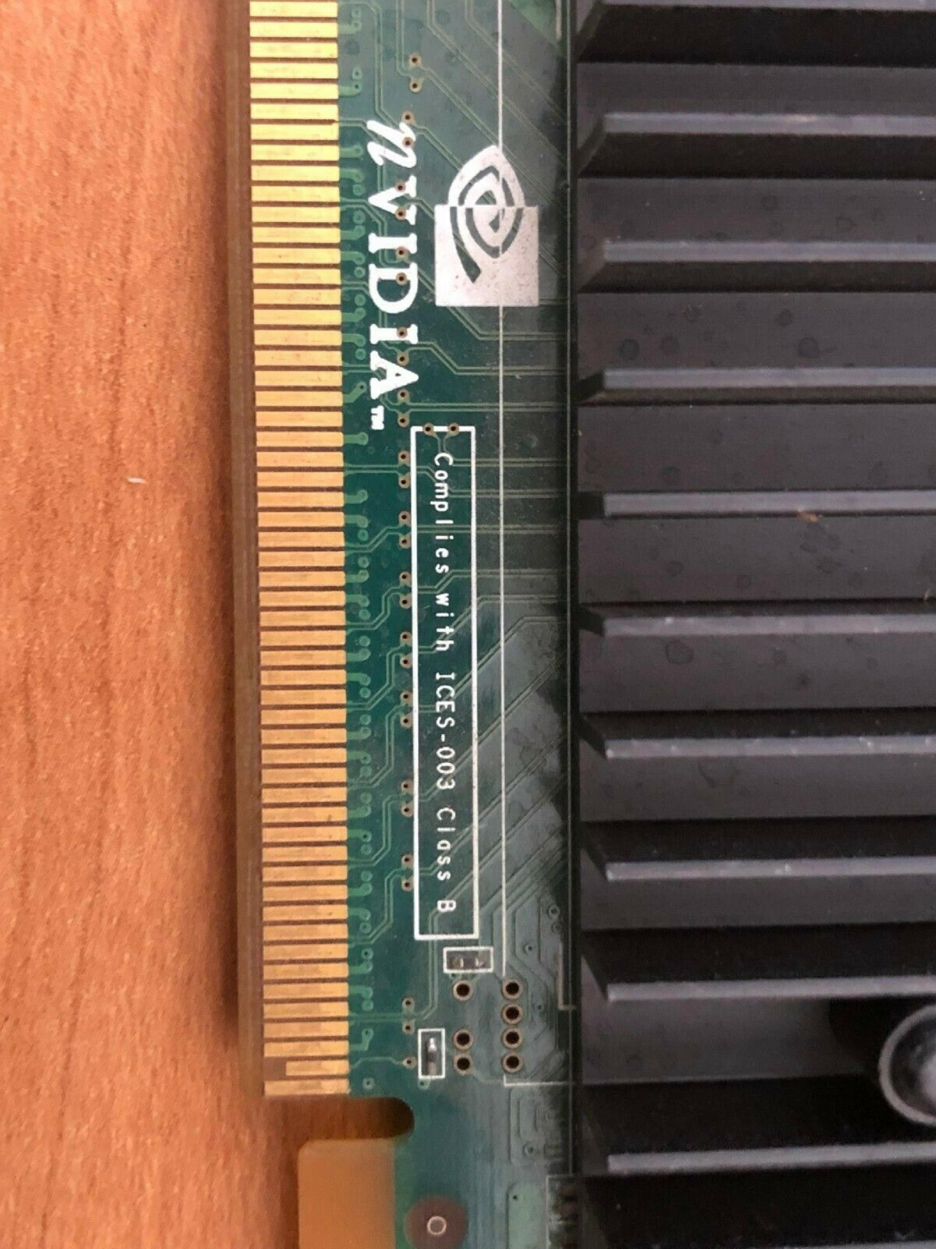 NVIDIA P283 128MB PCI EXPRESS VIDEO CARD DMS59 CONNECTOR