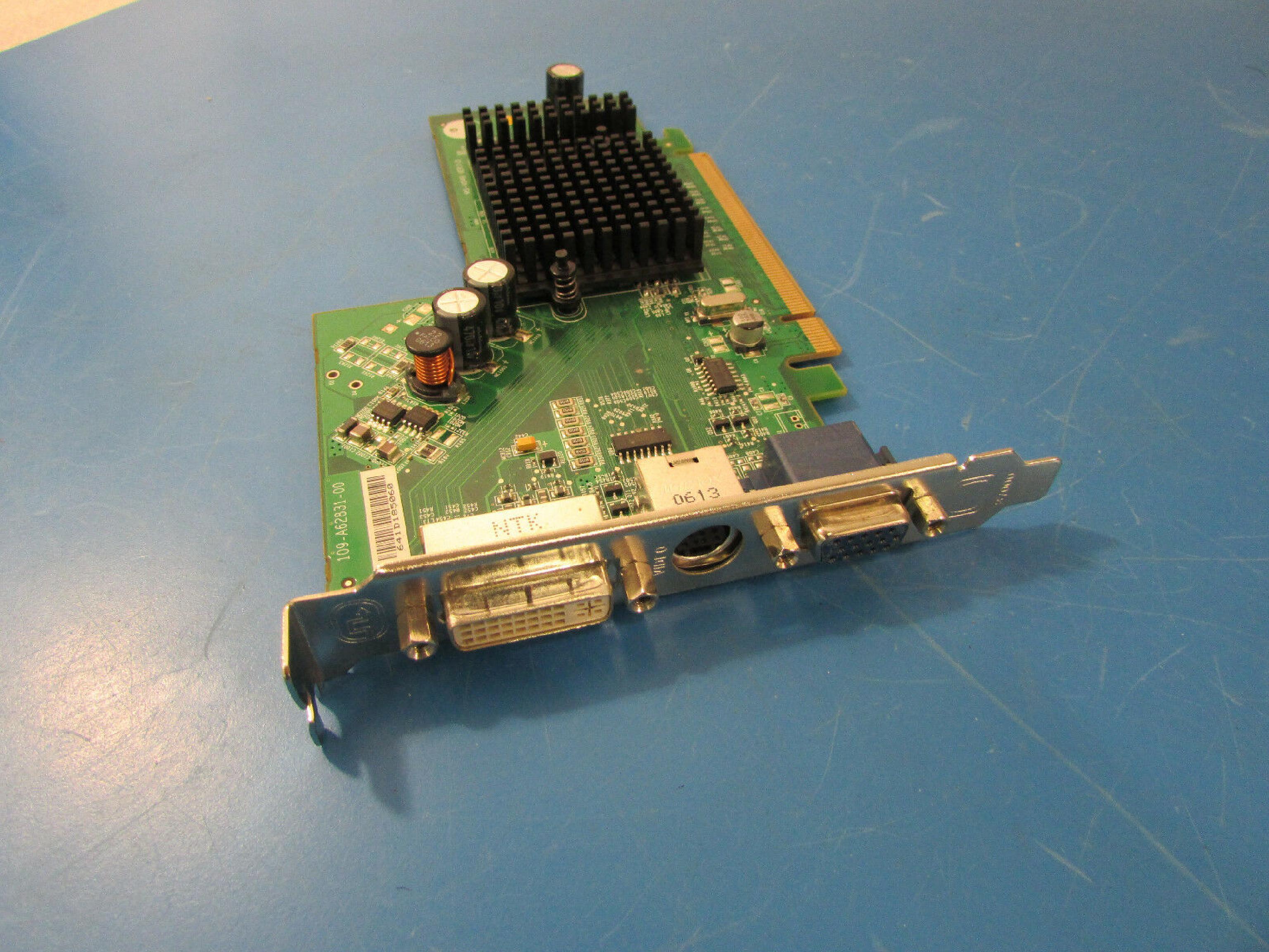 ATI MS-V025 RADEON X300 PCIE X16 128MB VIDEO CARD DVI + VGA + S-VIDEO 10