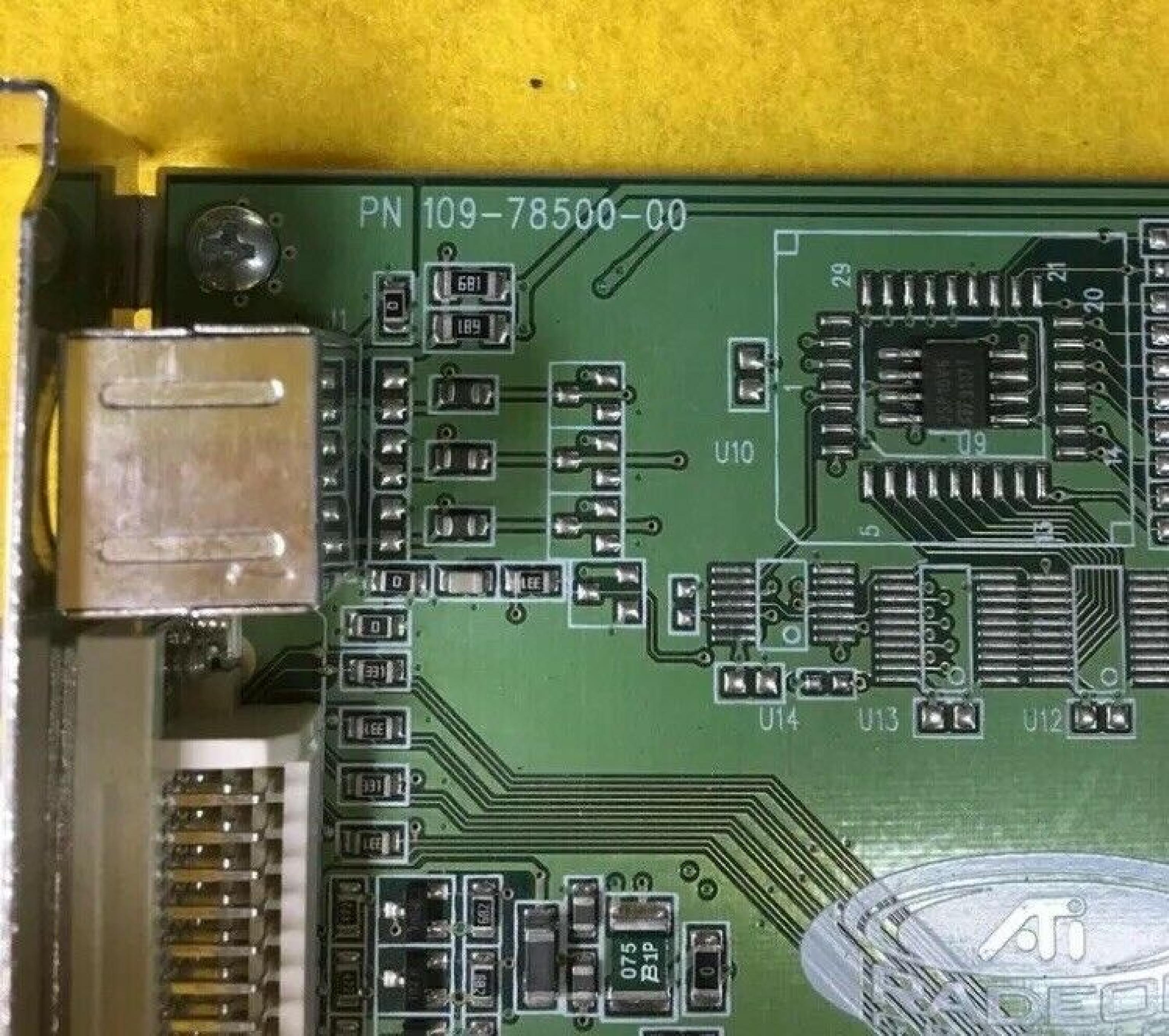 ATI 109-78500-00 RADEON 7000 32M DDR AGP DVI VGA S-VID VIDEO GRAPHICS CARD