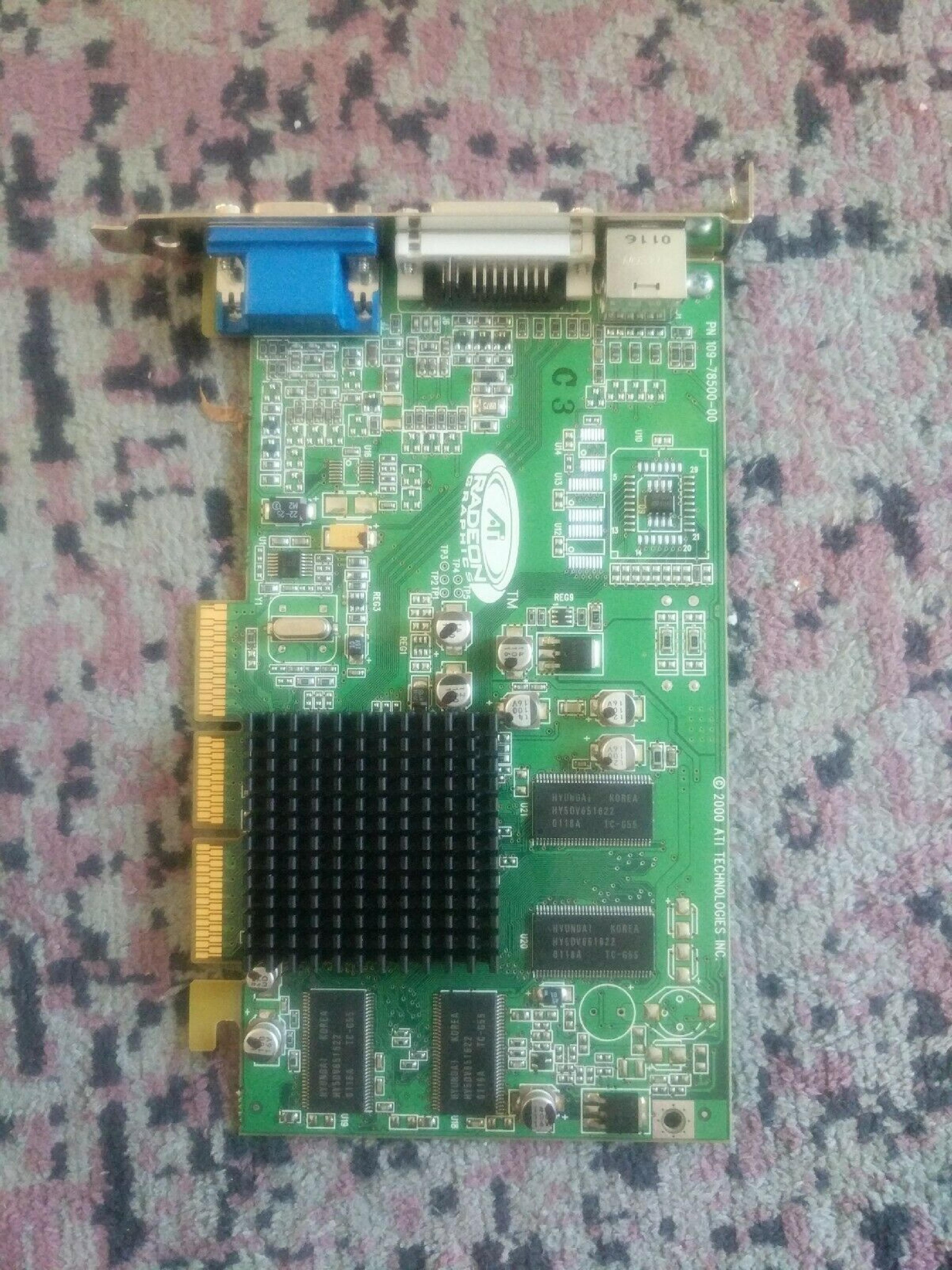 ATI RV100 SD32M RADEON 7000 32M DDR AGP DVI VGA S-VID VIDEO GRAPHICS CARD