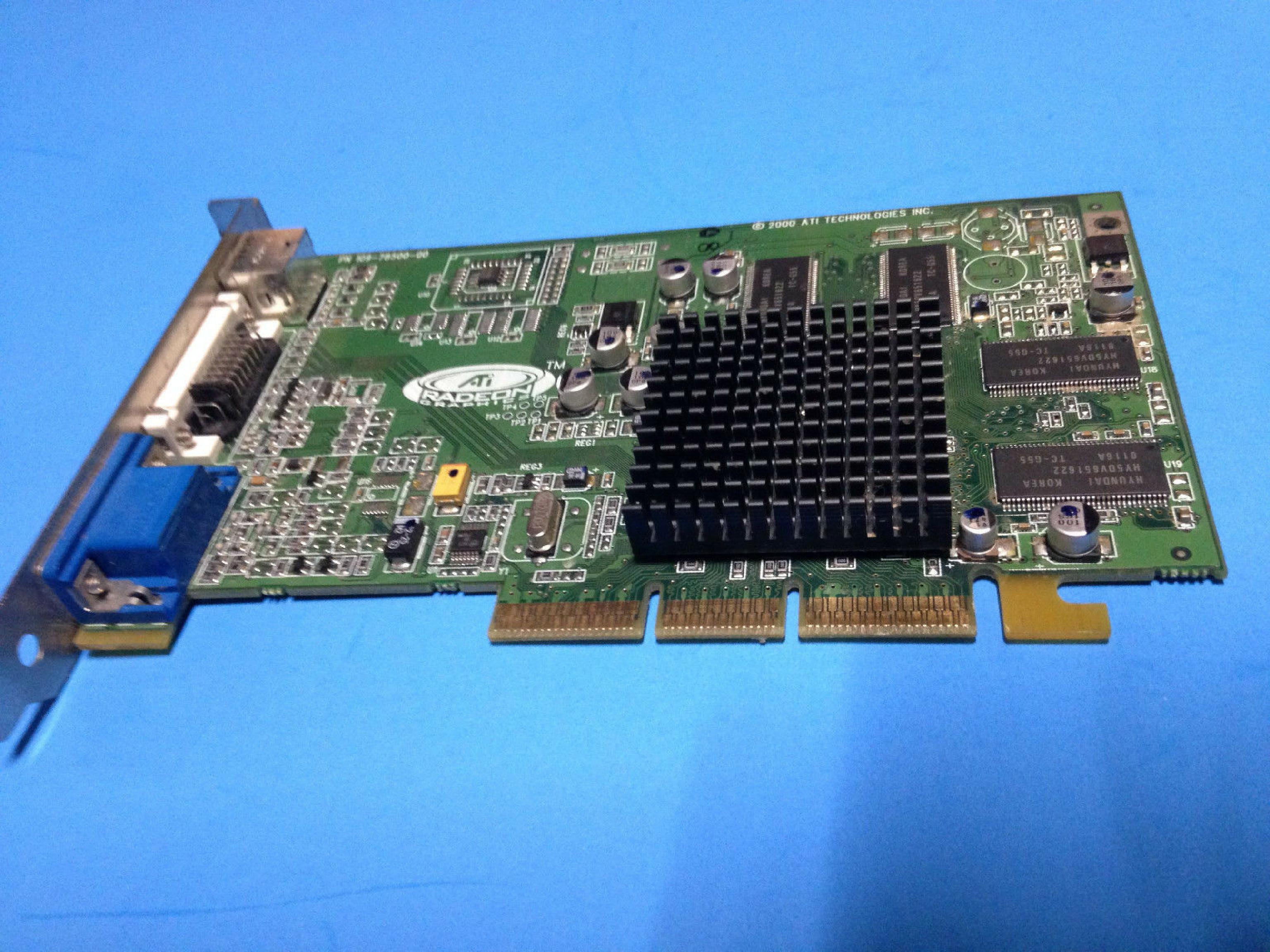 ATI RV100 SD32M RADEON 7000 32M DDR AGP DVI VGA S-VID VIDEO GRAPHICS CARD