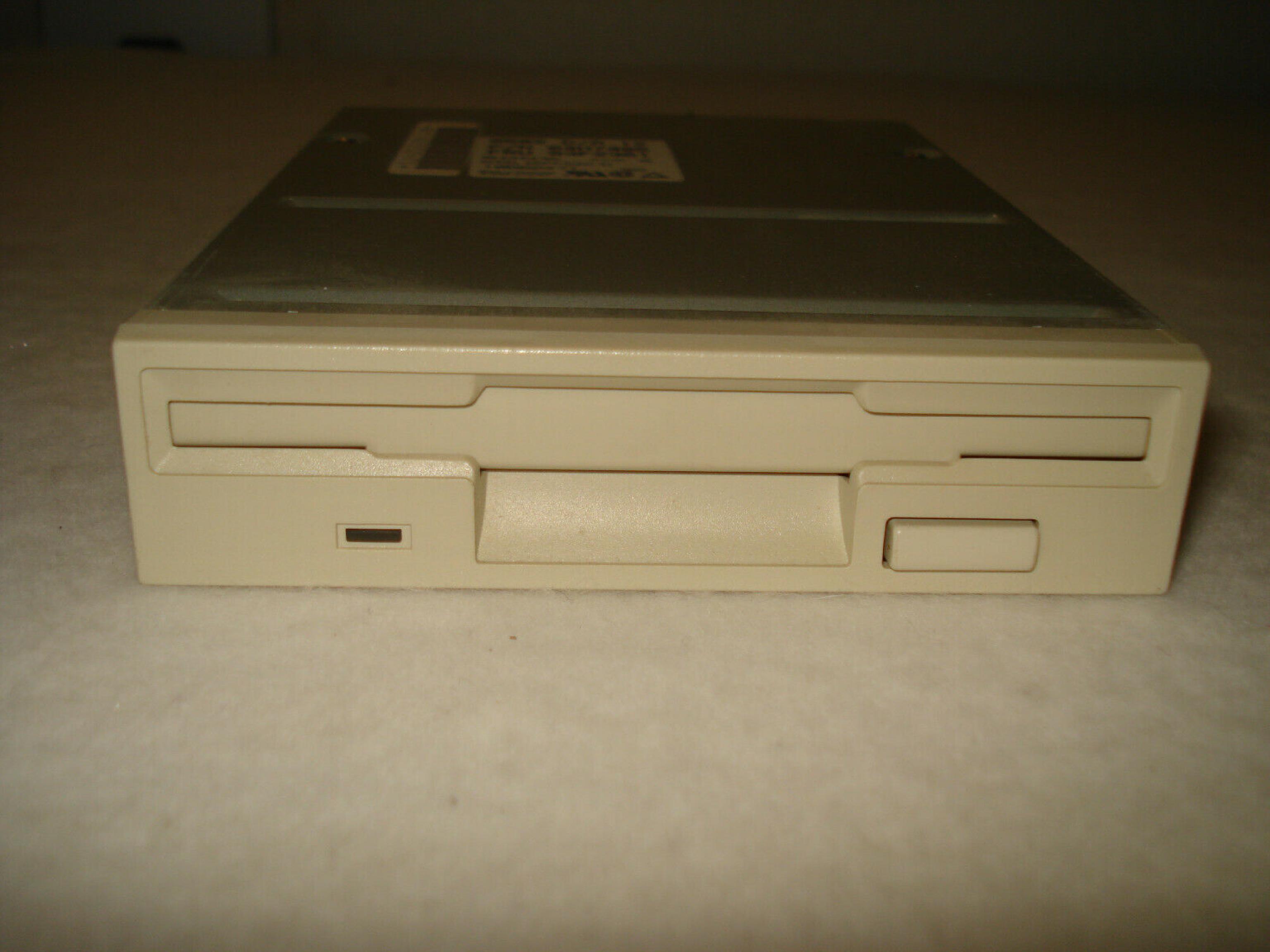 SONY MPF520-D WHITE FACE 1.44 FLOPPY DRIVE