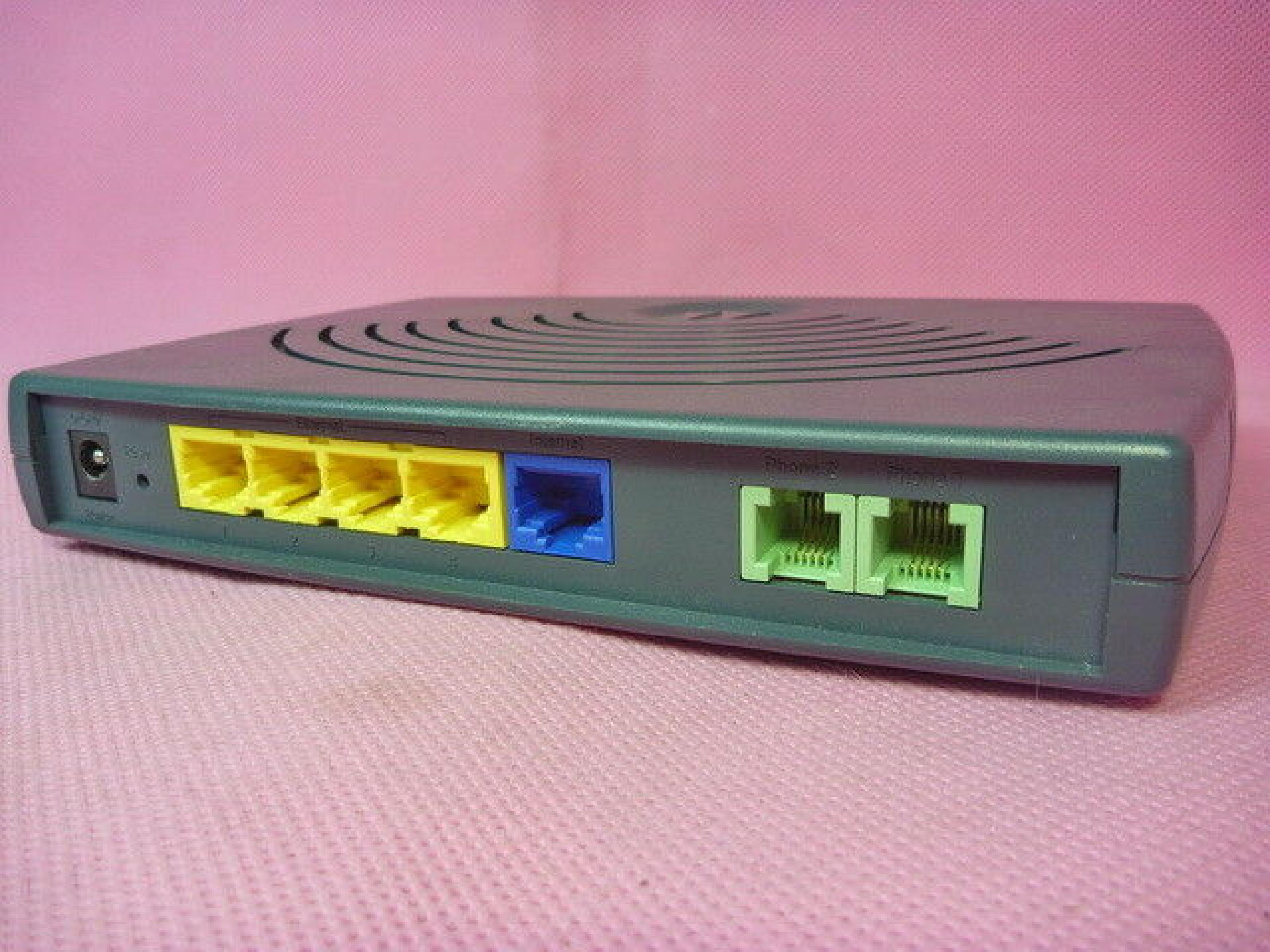 MOTOROLA VT2442 VONAGE VOIP ROUTER