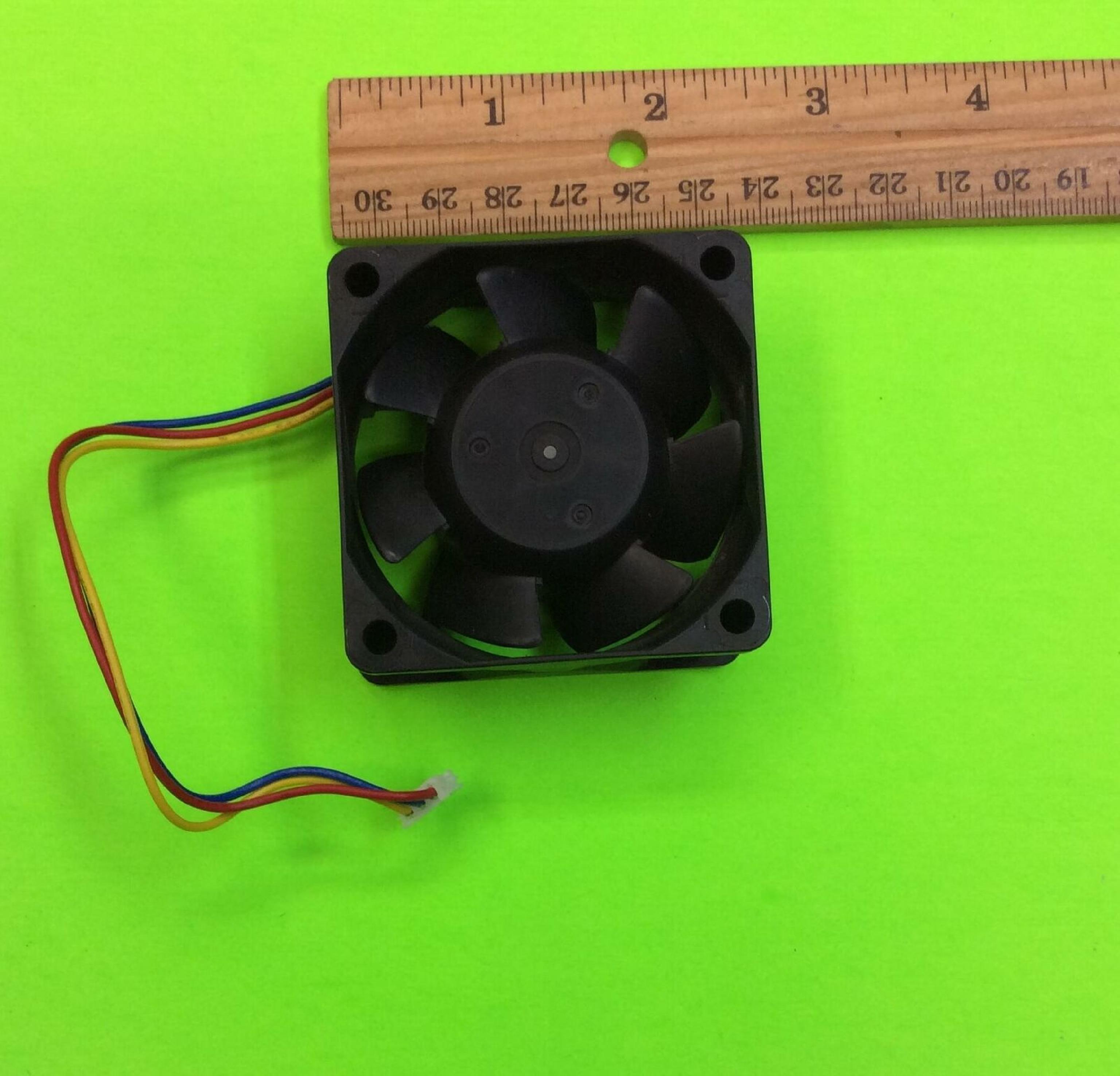 CENTAUR / JAPAN SERVO / SILENT FAN LR108118 FAN & BRACKET 100VAC .19A 119MM BY 25MM 2WIRE MOTOR BRUSHLESS 12V DC 0.08AMP 0.9WATT DC12V 0.5A 7W BALL BEARING TYPE