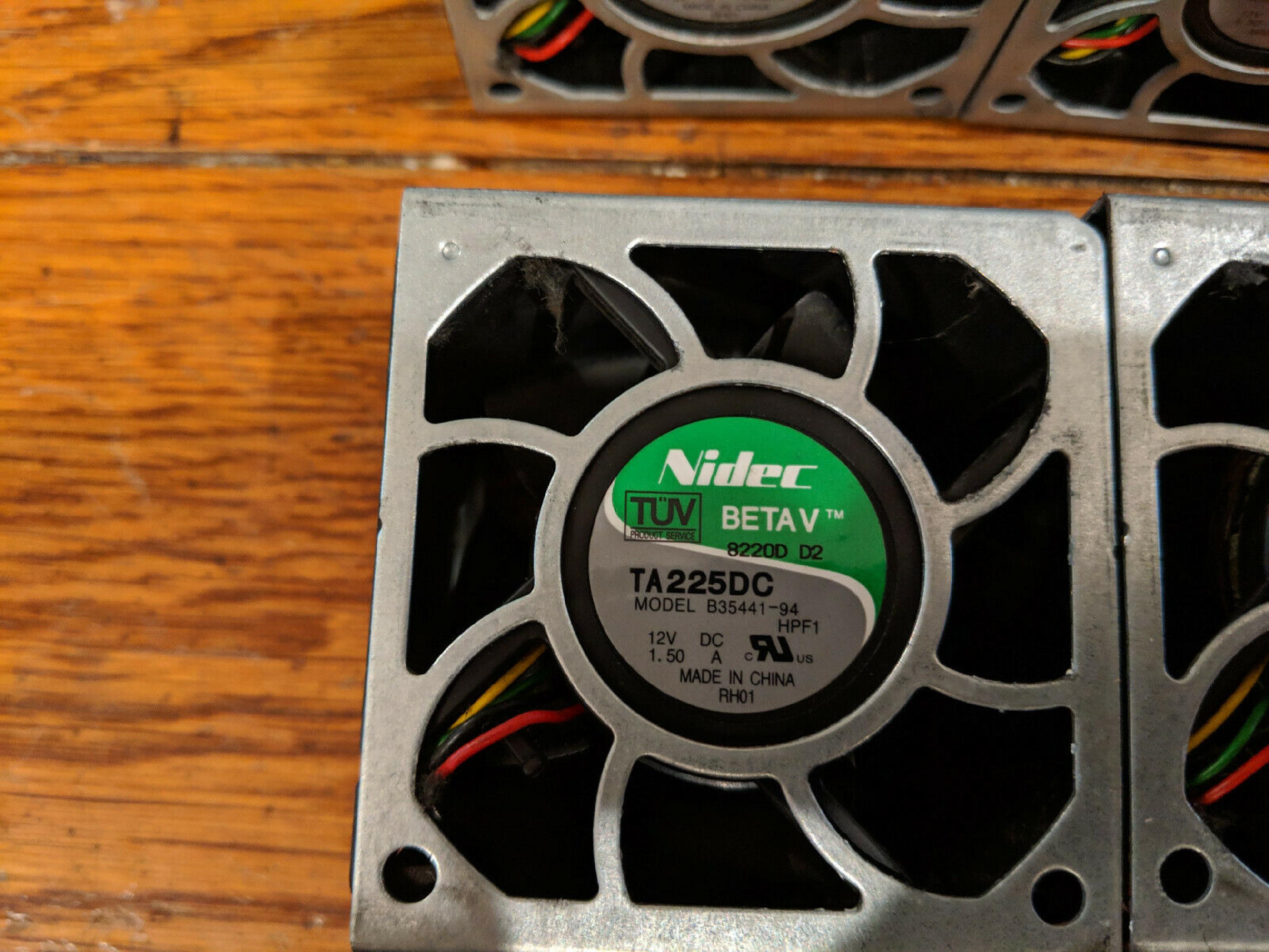 NIDEC / BETA B35441-94 HP 60X38MM HOT-PLUG FAN FOR DL380 G5 12V DC 1.50 A ASSEMBLY - 60 X 38MM