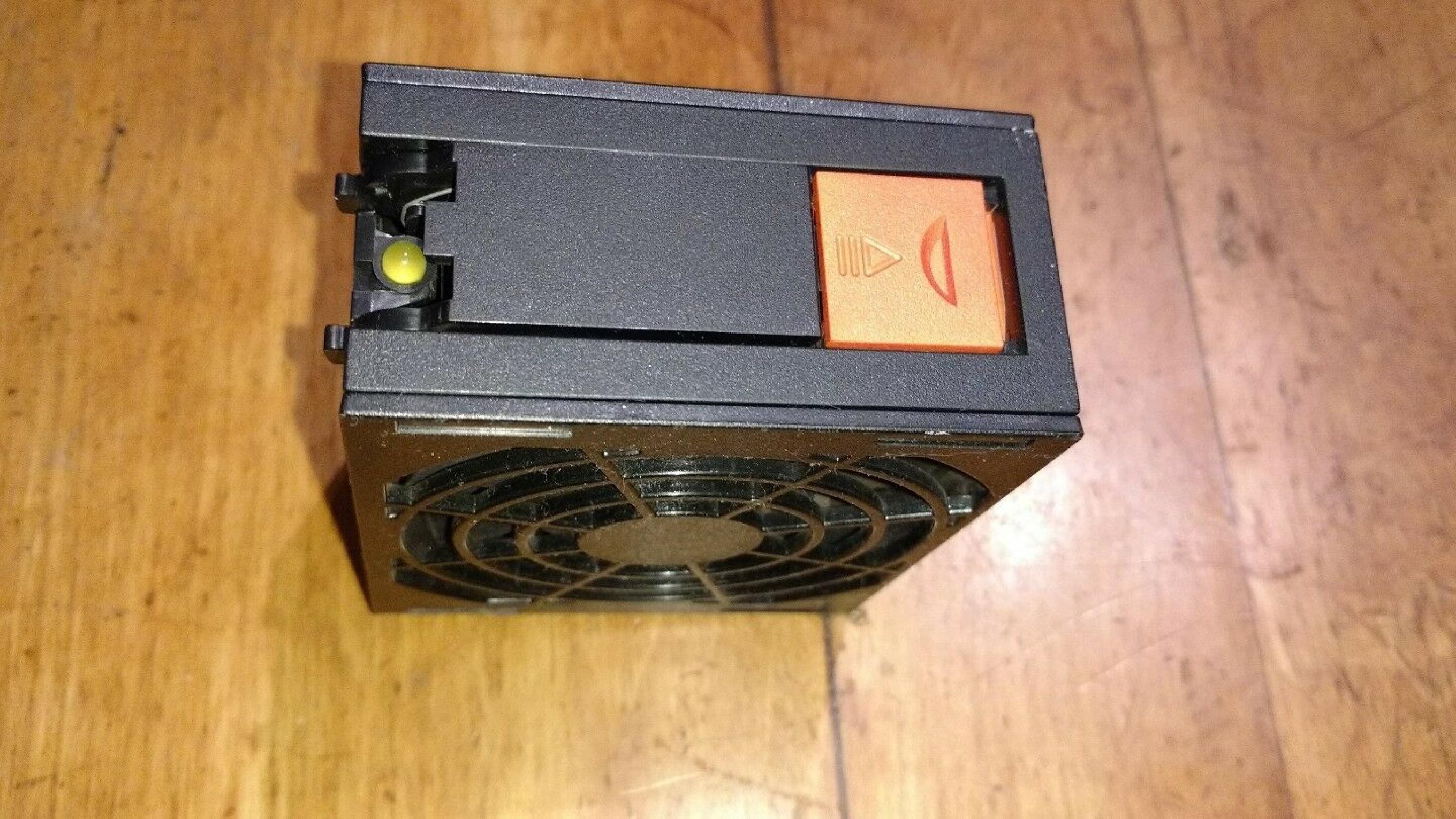 IBM 48P9687 X365 X-SERIES 92MM COOLING HOT-SWAP CASE FAN