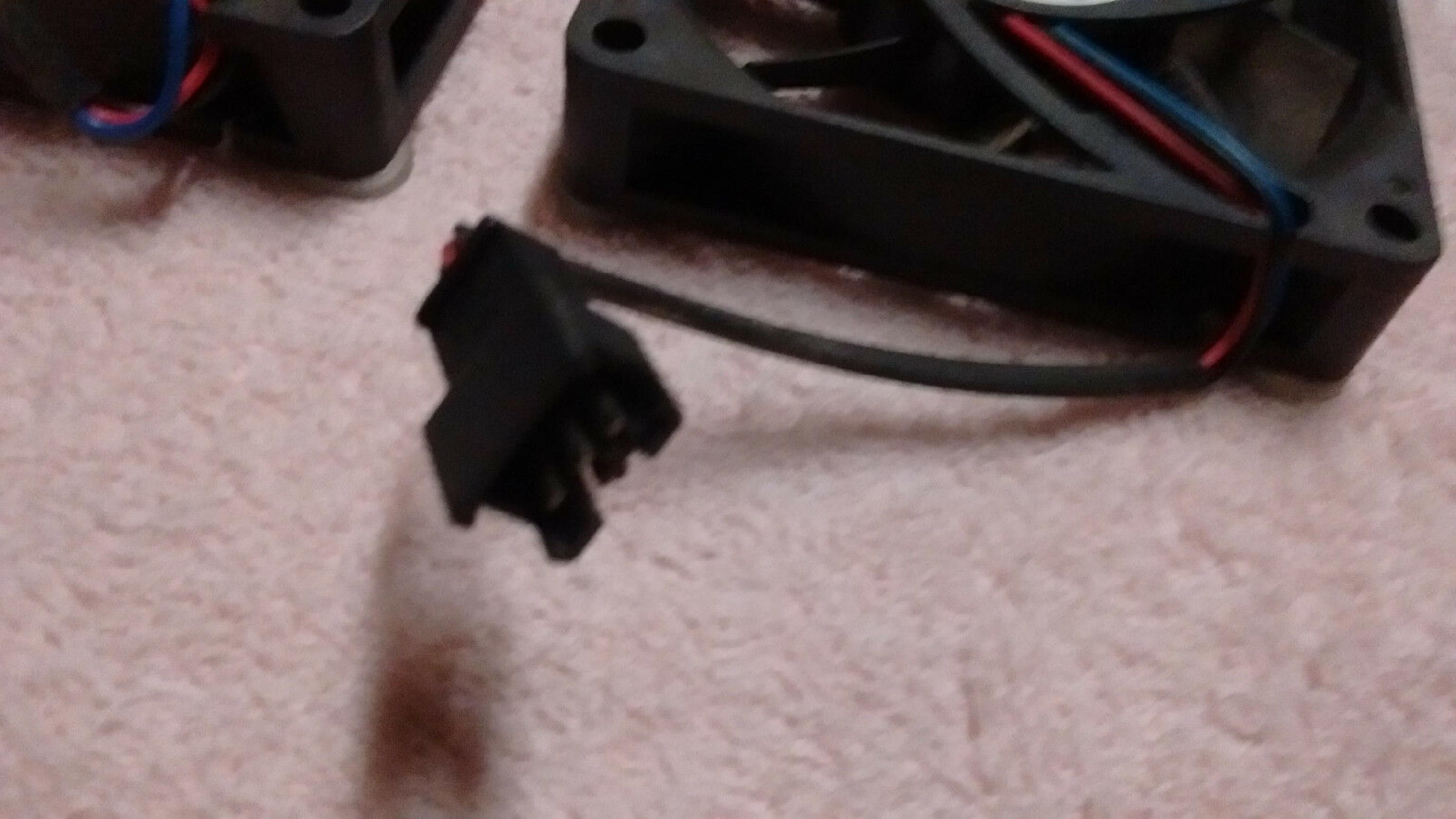 DELTA ELECTRONICS INC AFB0712LB DC BRUSHLESS FAN AFB0712LB DC12V 0.14A, 3-WIRE, 70X15MM