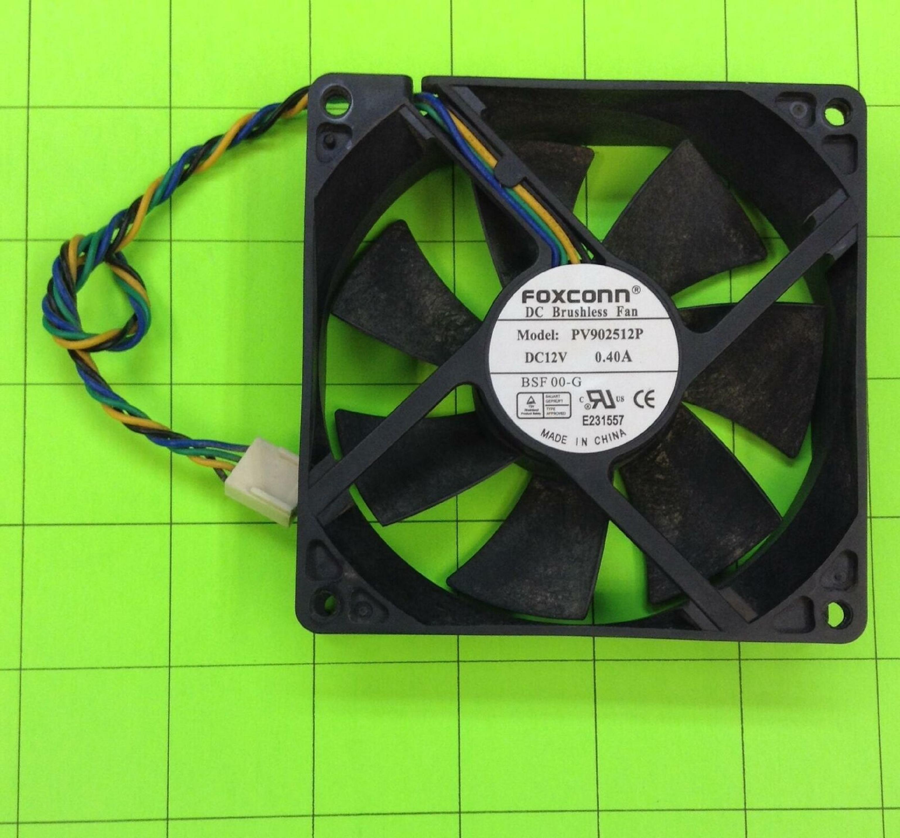 FOXCONN PV902512P HP SYSTEMS FAN 92MM BY 25MM, 3 5/8 1 INCH,6.5 12V 0.40AMP