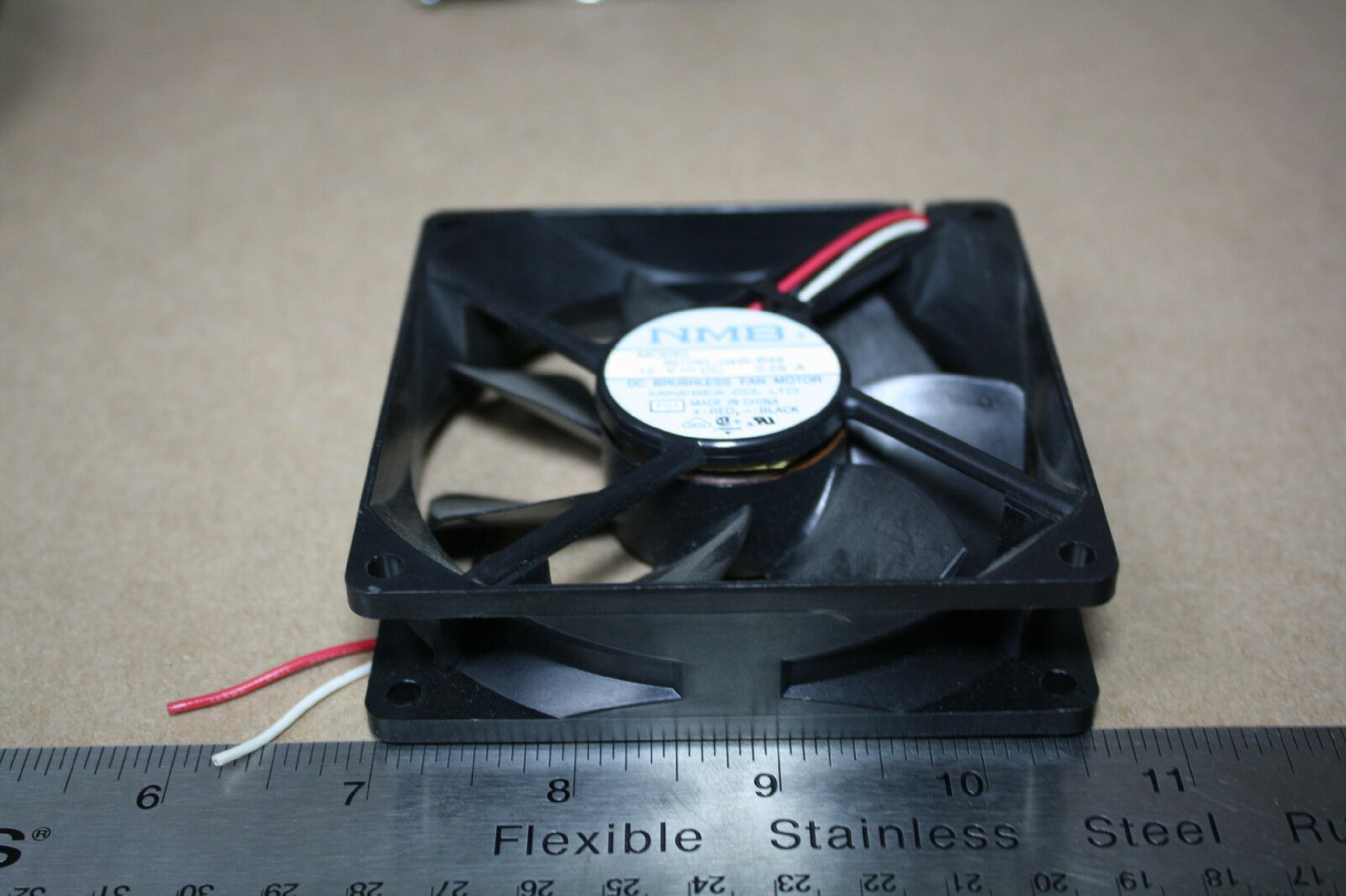 NMB TECHNOLOGIES 3610Kl-04W-B49 FAN 12V DC .28A 92MM BY 25MM, 3 5/8 BY 1 INCH, 8 INCH 3 WIRE CAB