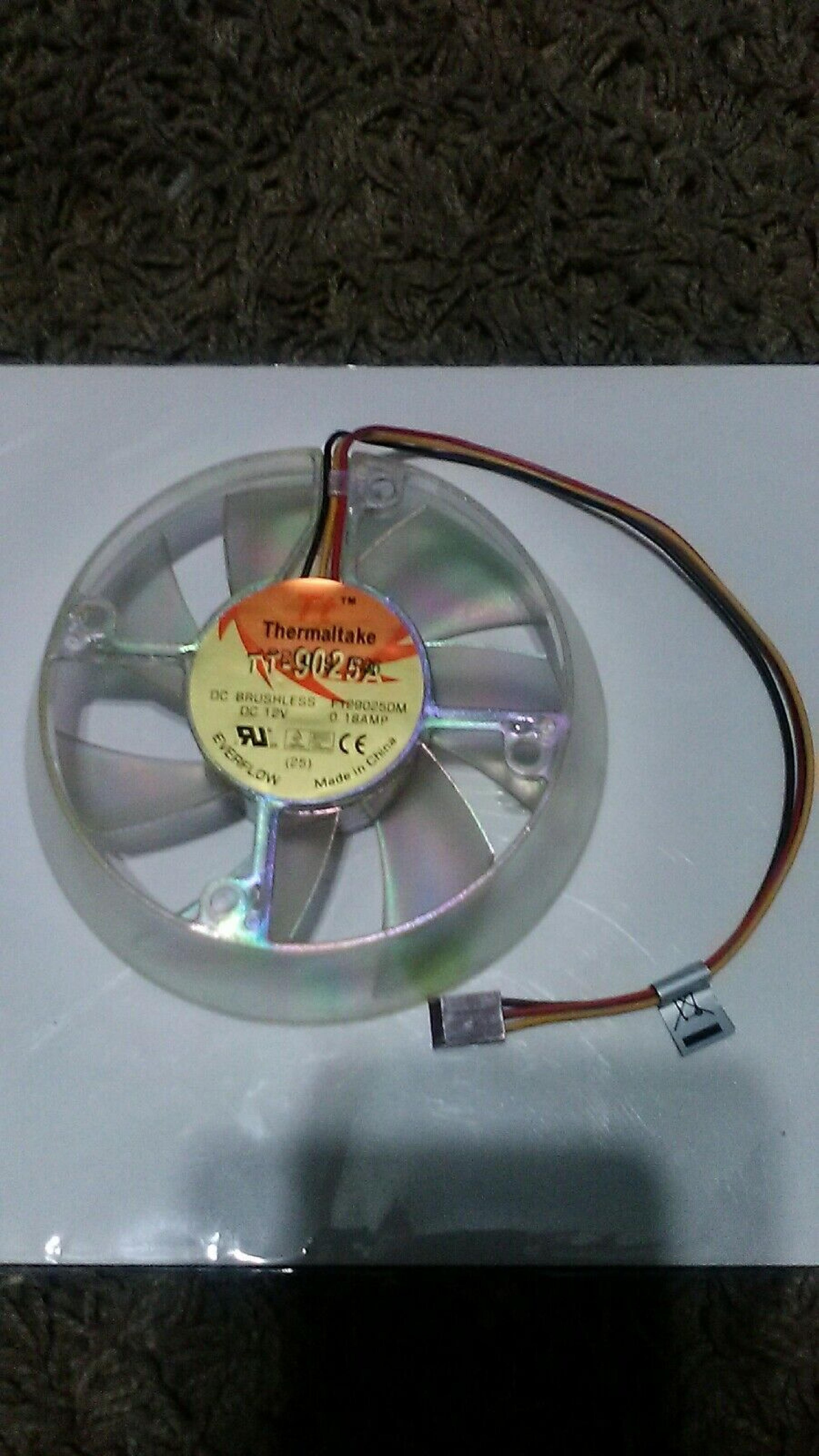 THERMALTAKE TT-9025A 92X92X25MM DC 12V 0.24AMP DC BRUSHLESS FAN 3 WIRE