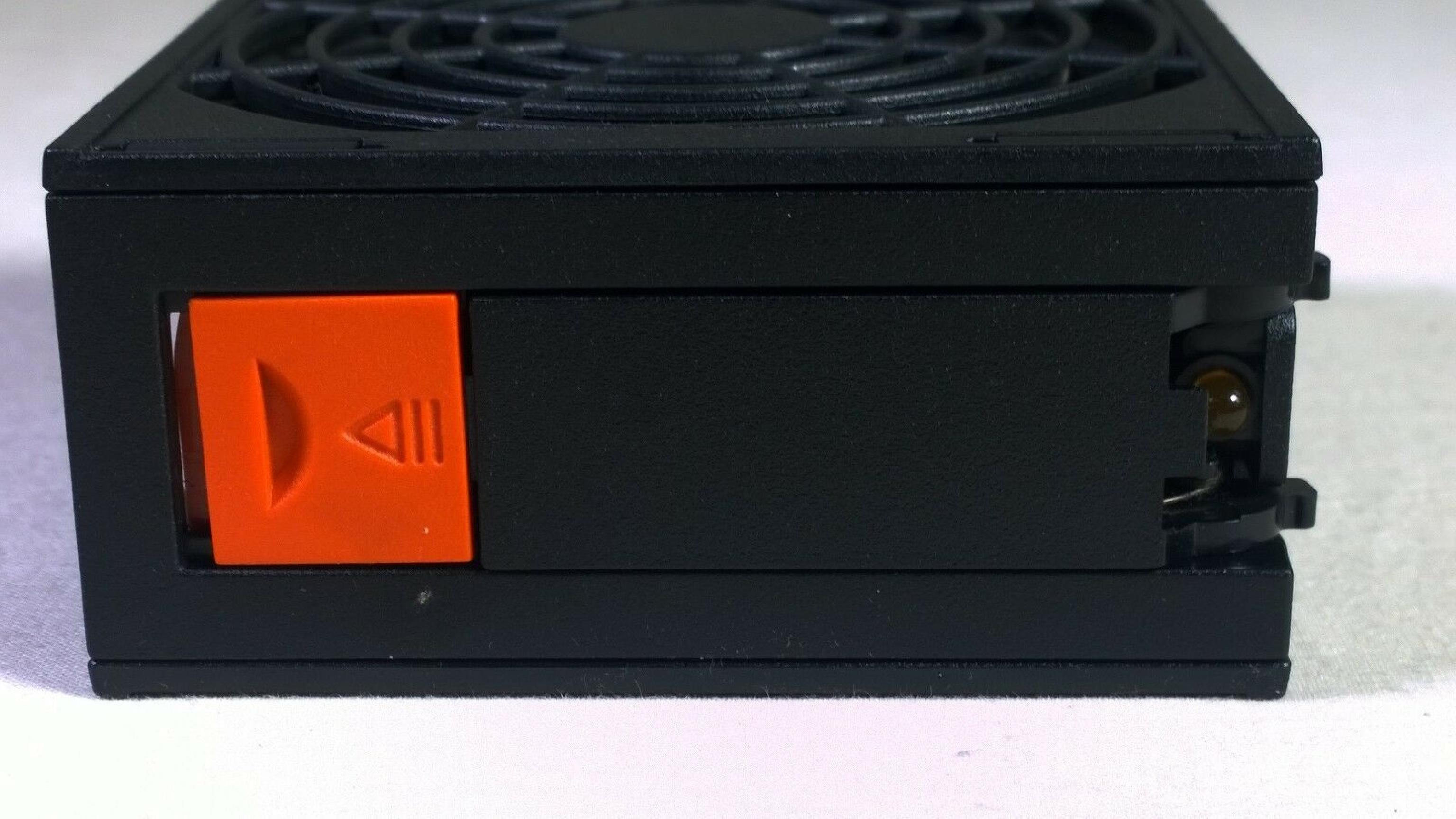 IBM 09N9474 XSERIES FAN ASSEMBLY 92MM XSERIES 235/255/360 8671/8685/8686