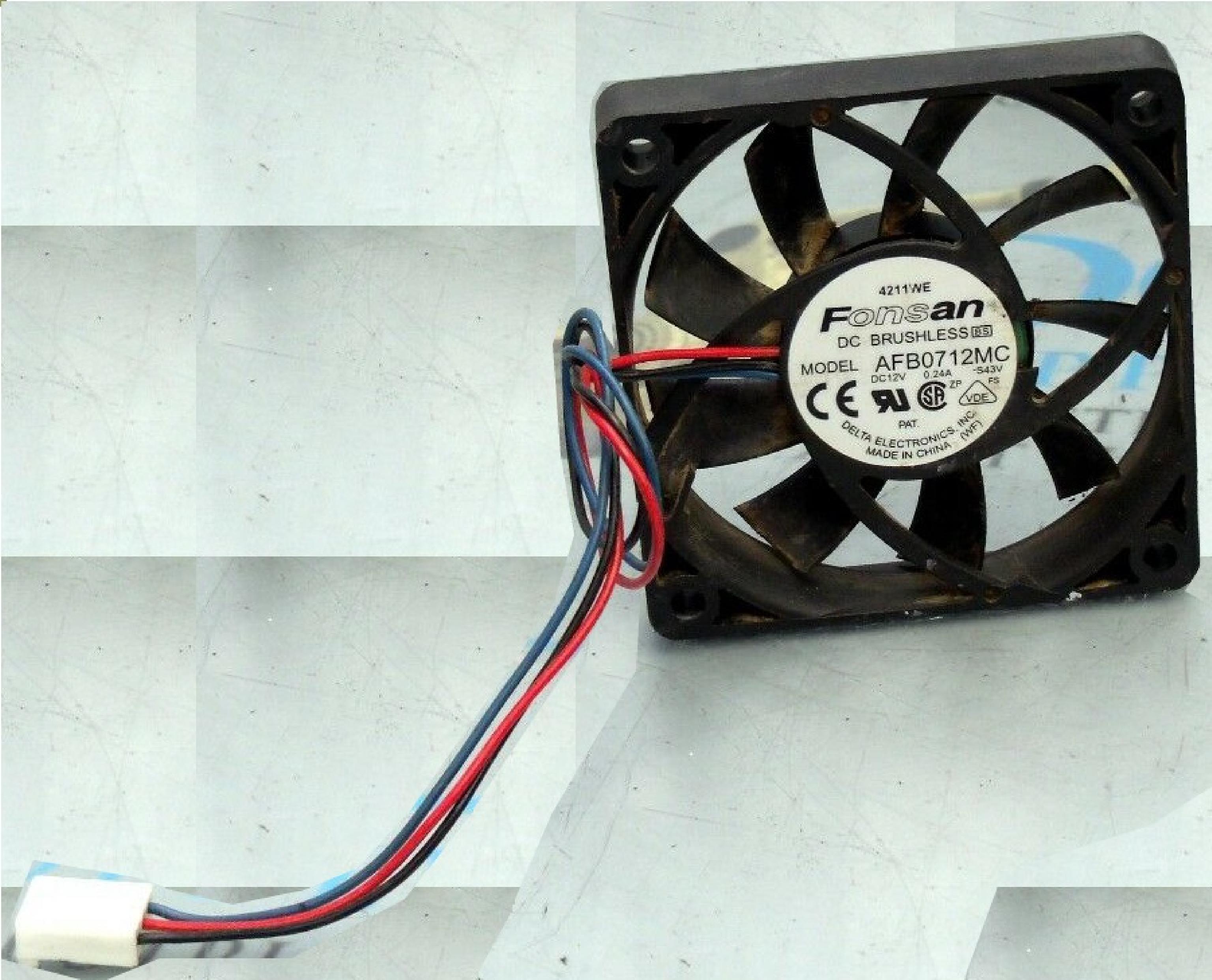 DELTA ELECTRONICS AFB0712MC FONSAN 12V DC 0.24A 70X13MM 3-WIRE FAN AFB0712MC-S43V