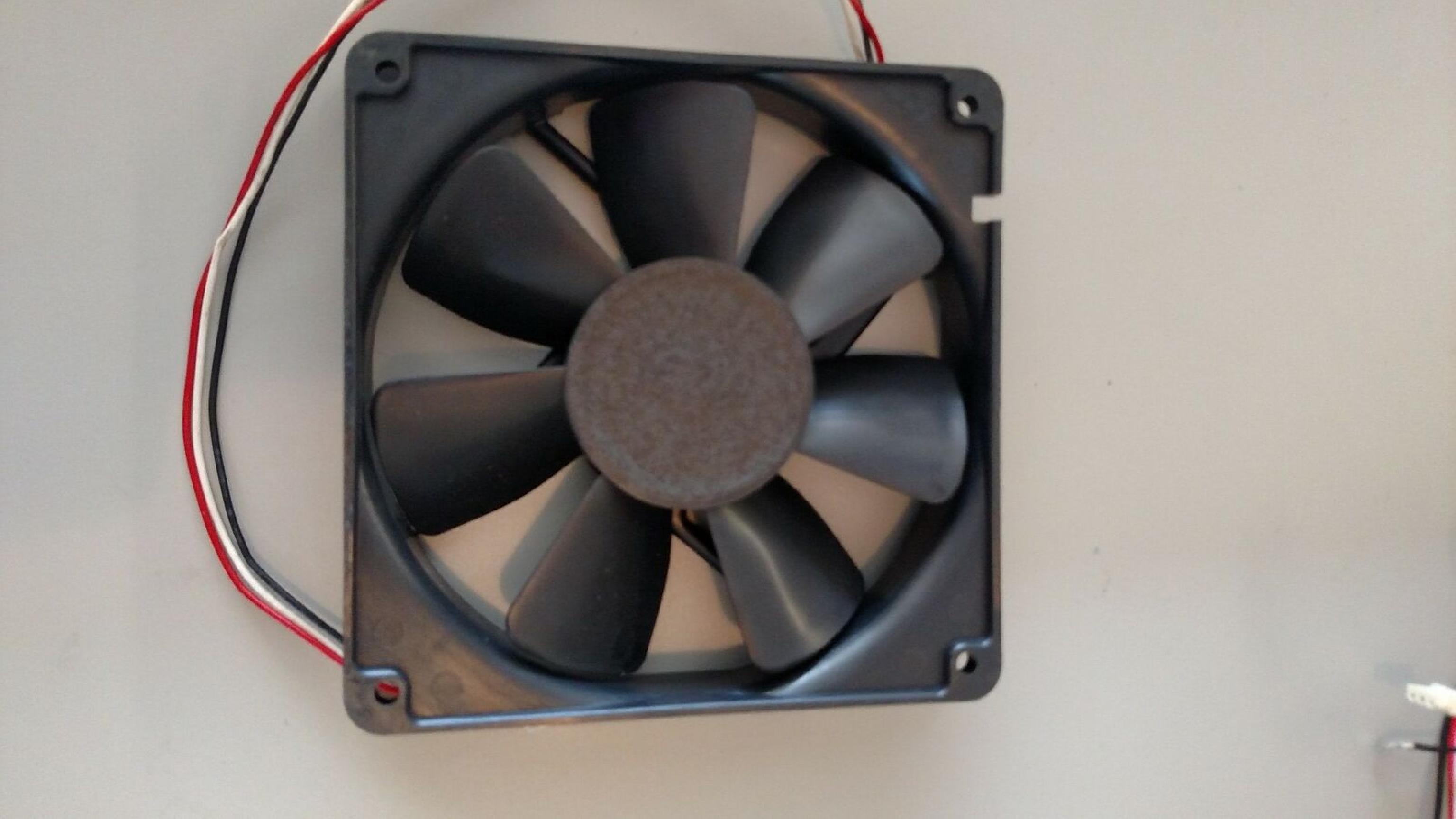 NMB 4710NL-04W-B59 12V DC 0.74A BRUSHLESS FAN 4.7 BY 1.5 INCHES 120MM BY 25MM