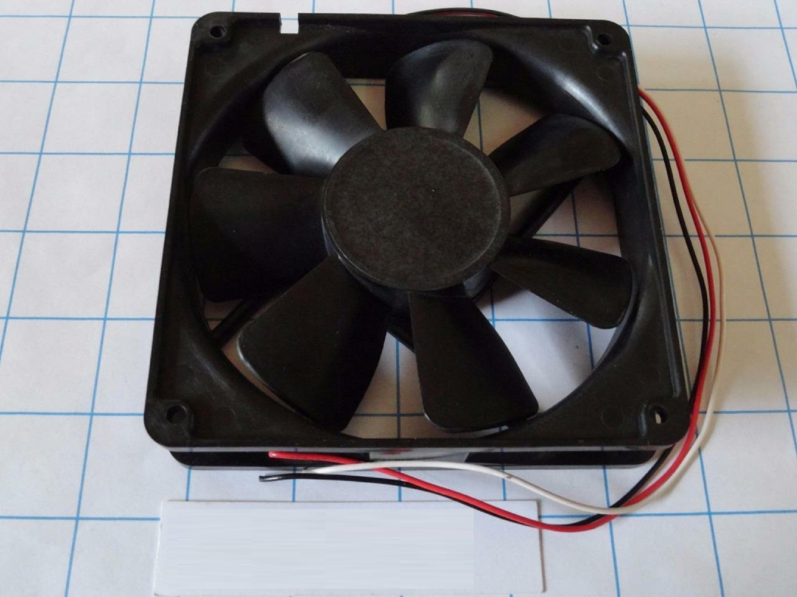 NMB 4710NL-04W-B59 12V DC 0.74A BRUSHLESS FAN 4.7 BY 1.5 INCHES 120MM BY 25MM