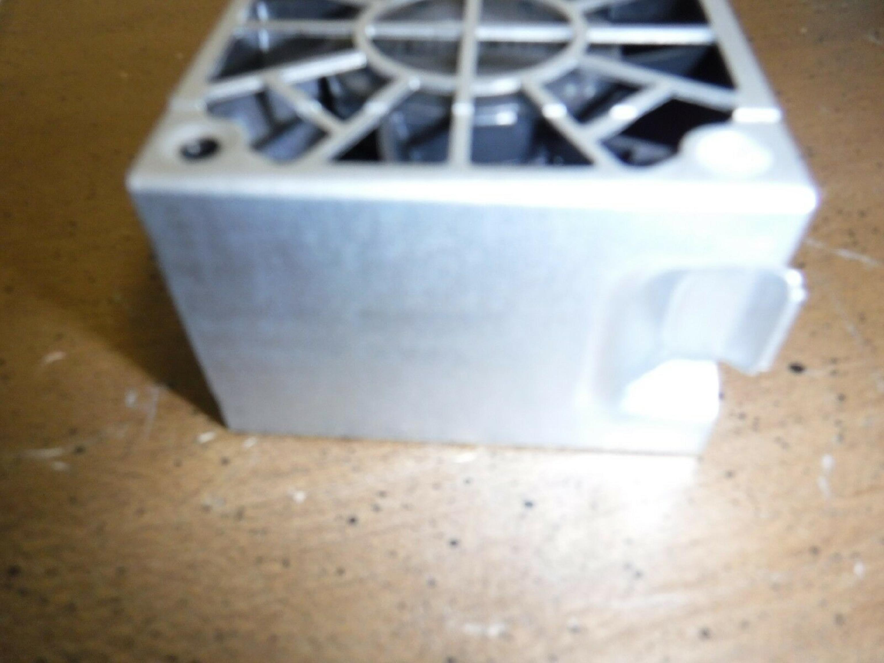 SANYO DENKI SAN ACE 60 DELL OPTIPLEX GX520 GX620 USFF CASE FAN 60X60X38MM 12V