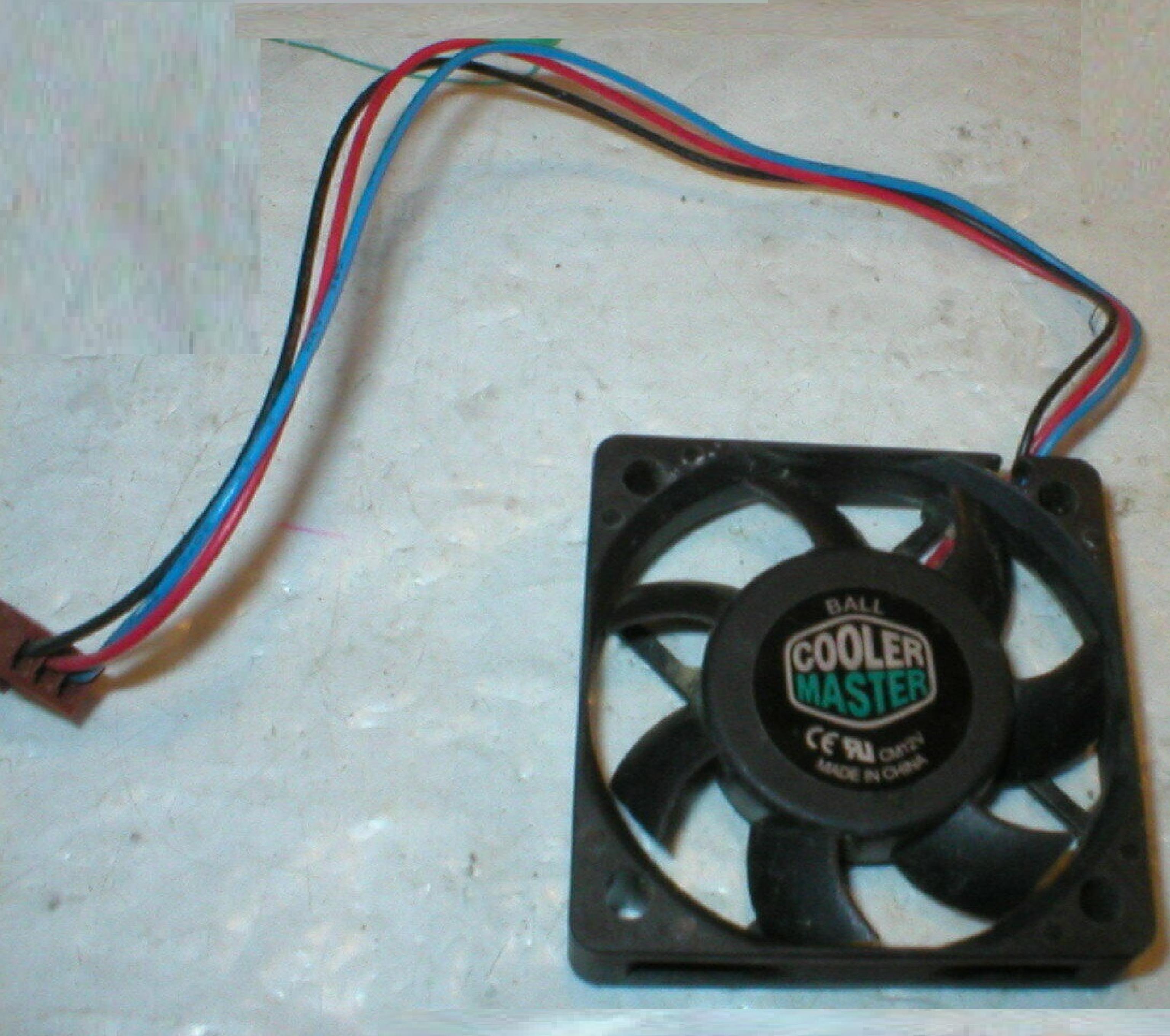 DELTA ELECTRONICS EFB0512HA DELTA 12V DC 0.15A 3-WIRE 3-PIN 50X10MM FAN