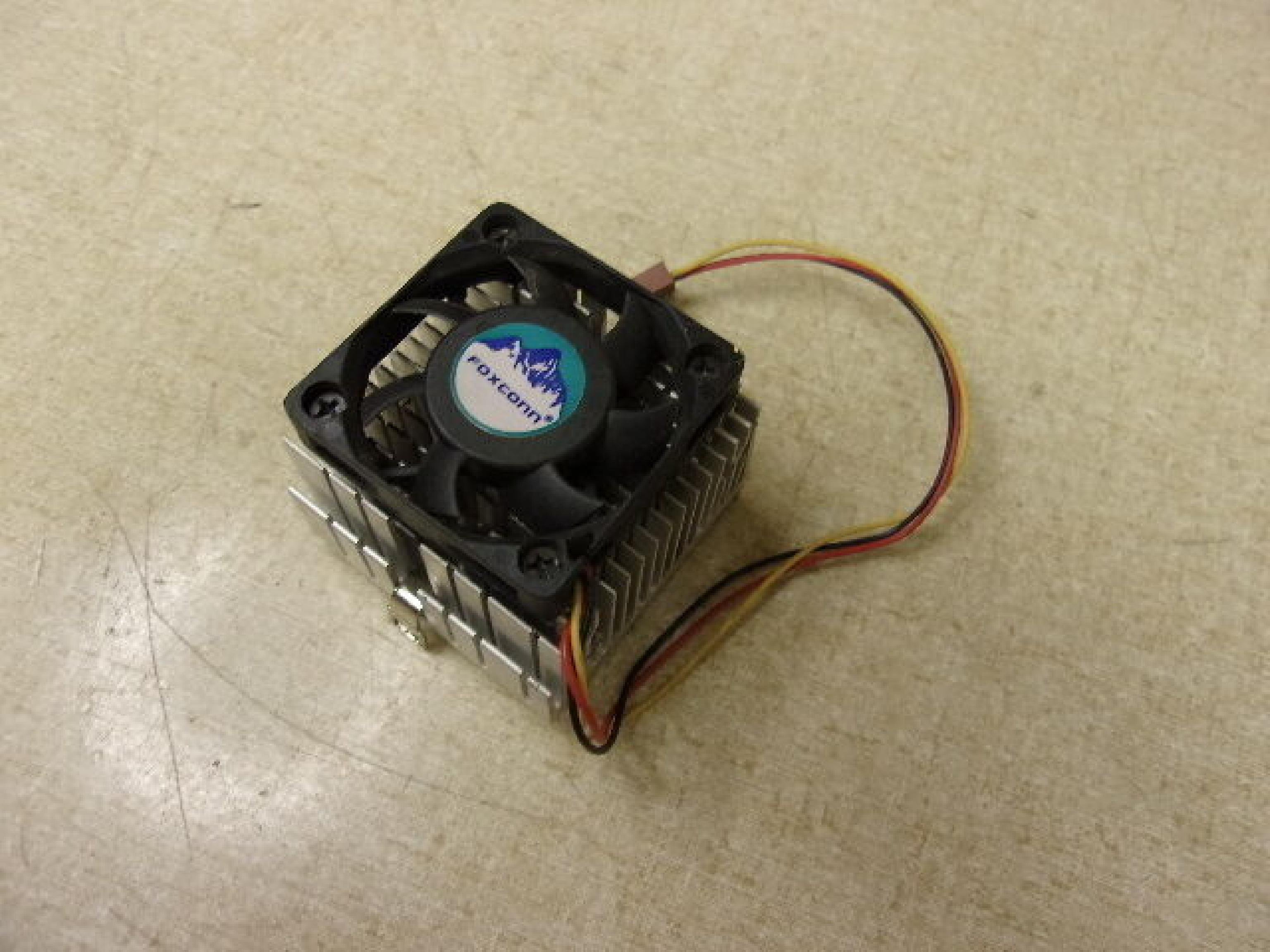 DELTA ELECTRONICS EFB0512MA DELTA 12V DC 0.12A 50X10MM 3-WIRE FAN