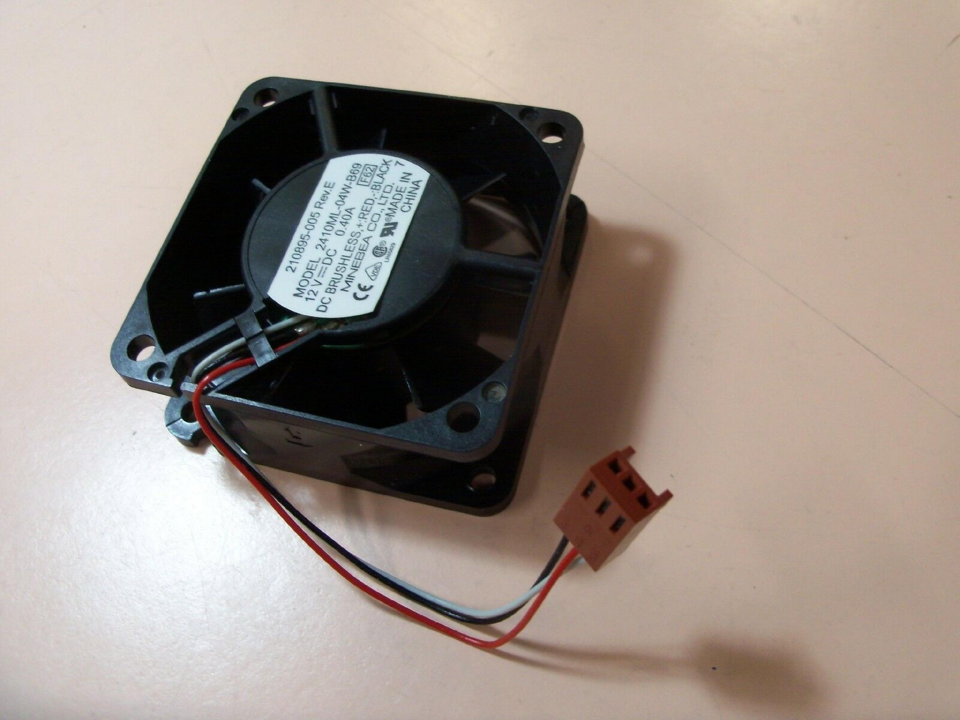 MINEBEA ELECTRONICS LTD 210895-005 12V DC 0.40AMP 3WIRE BRUSHLESS FAN 60X60X25MM