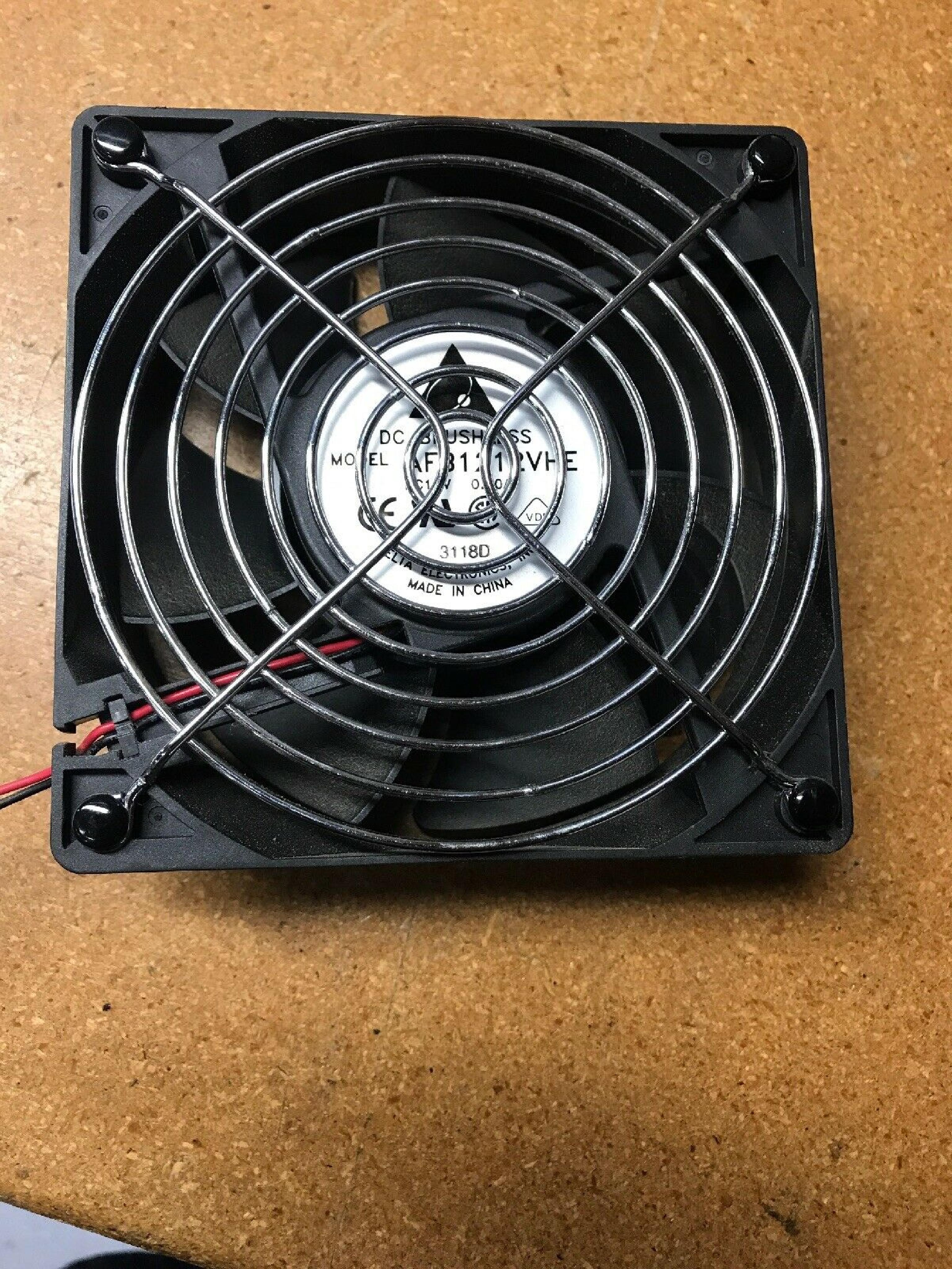 DELTA ELECTRONICS INC AFB1212VHE IBM REAR FAN ASSEMBLY 12V DC 0.90AMP