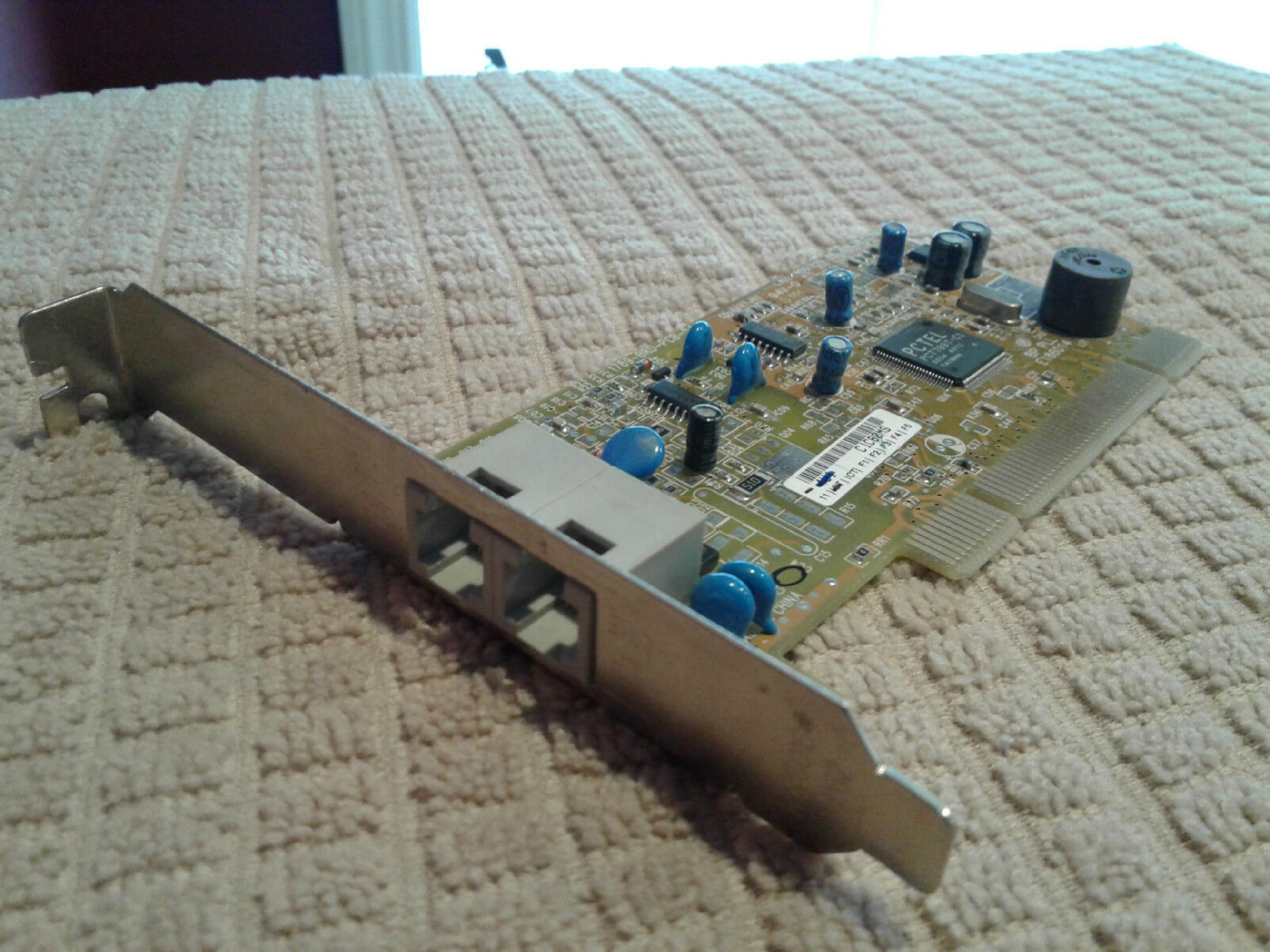 COMPAQ / HEWLETT PACKARD / HP D-1156IV/P2A MD PCI V90 5000T 56K V.90 MODEM