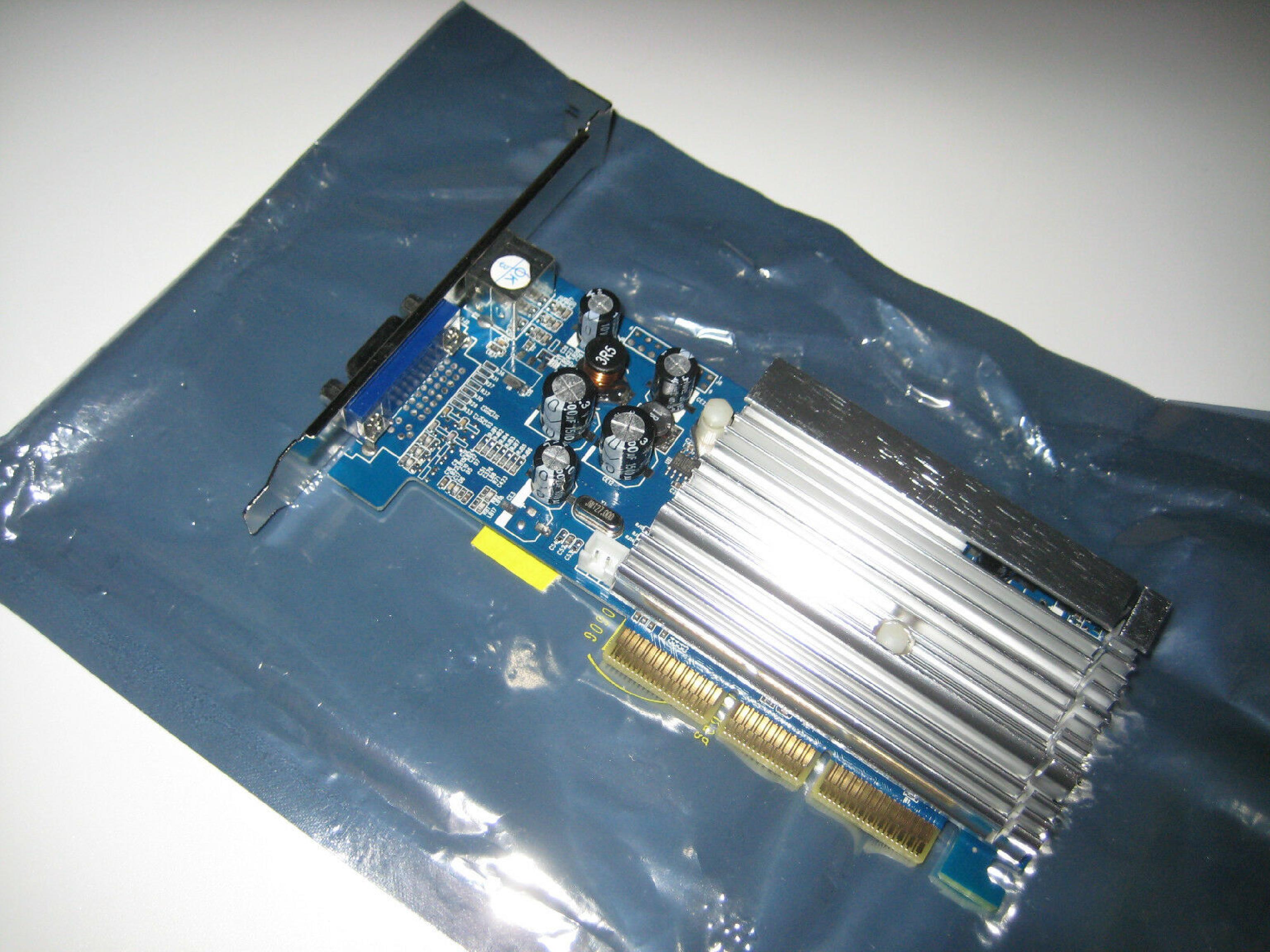 NVIDIA 3DFR4000 GEFORCE MX4000 DDR 64MB PCI VIDEO VGA S-VID
