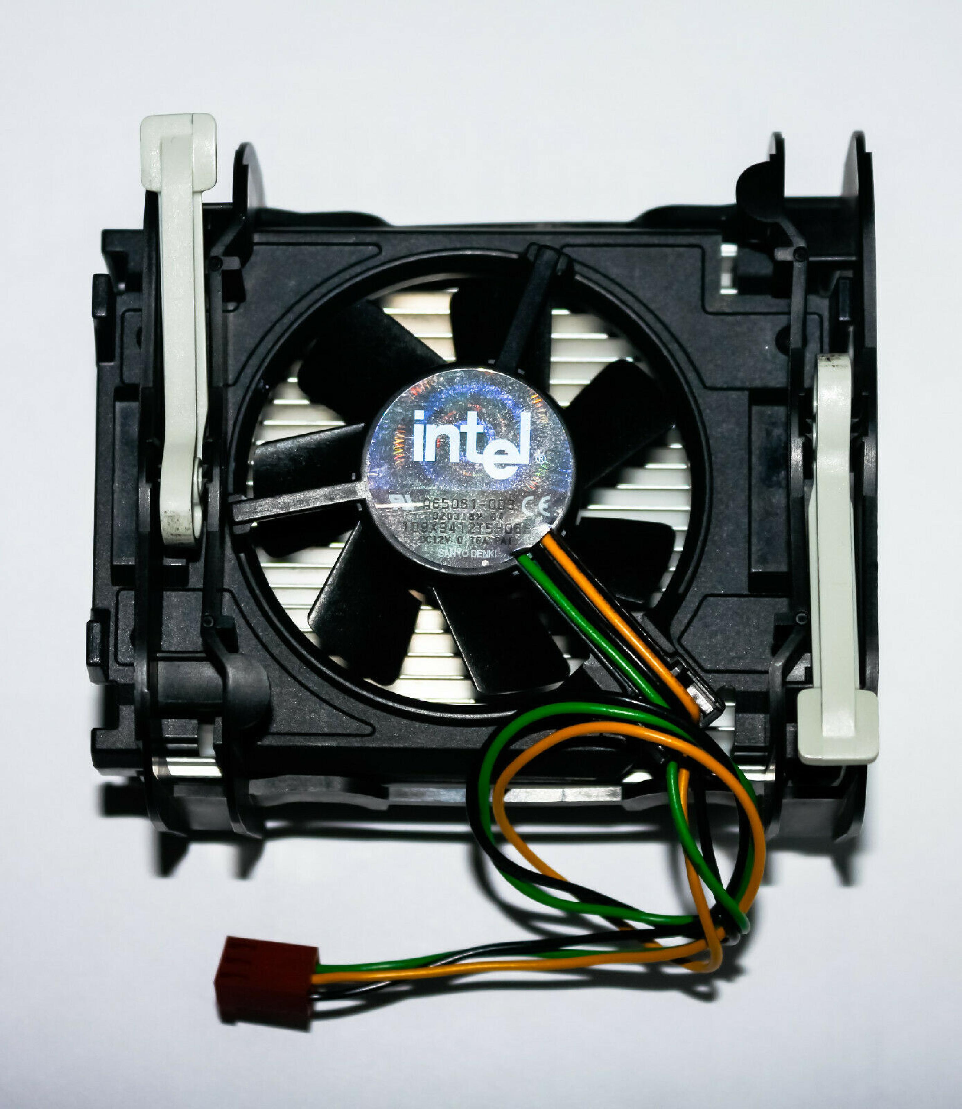 INTEL A65061-003 3-PIN SOCKET 478 .16A CPU COOLING FAN & HEAT SINK