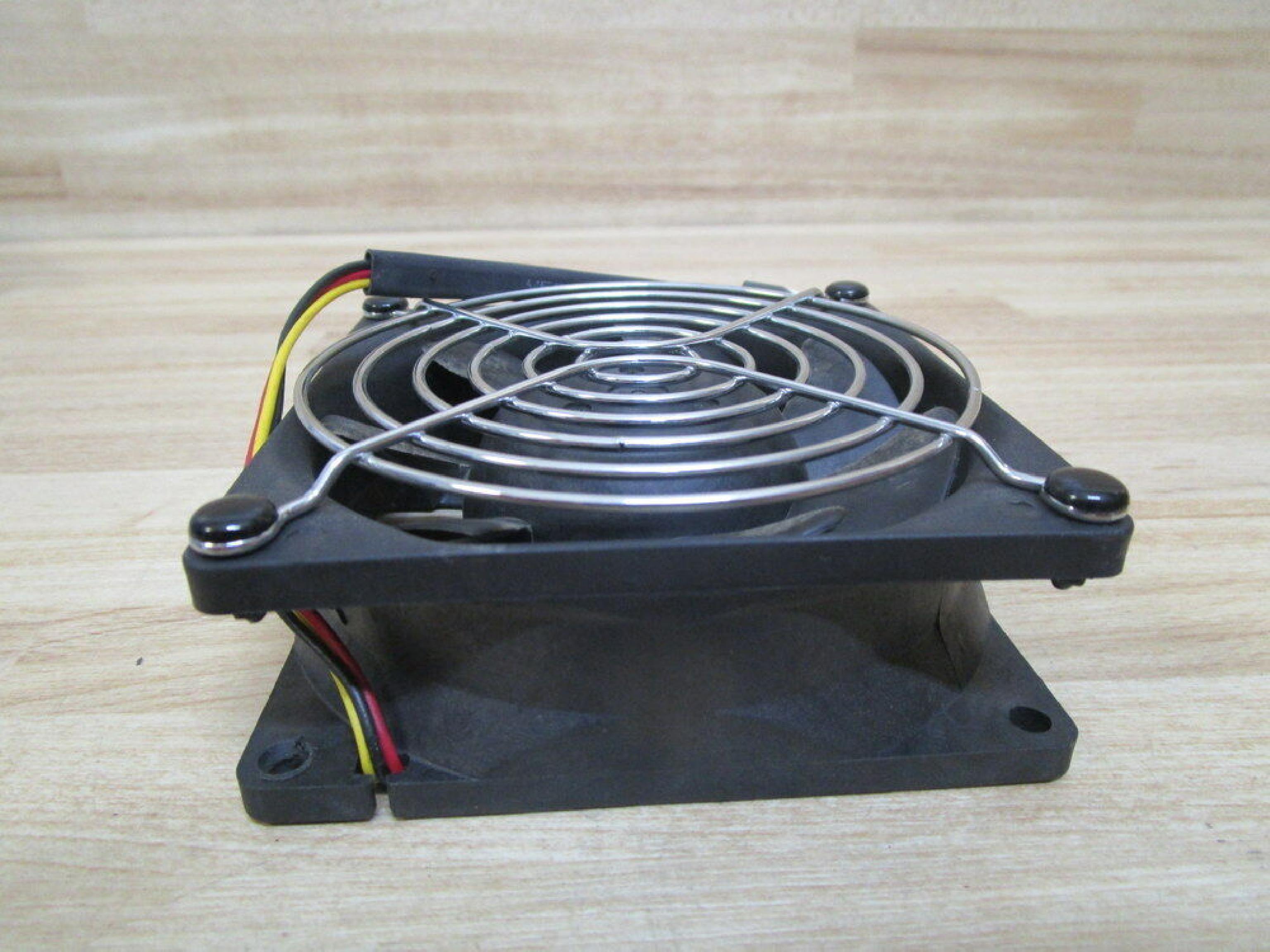 JAPAN SERVO KLDC12Z4FP FAN MOTOR BRUSHLESS 12V DC 0.08AMP 0.9WATT