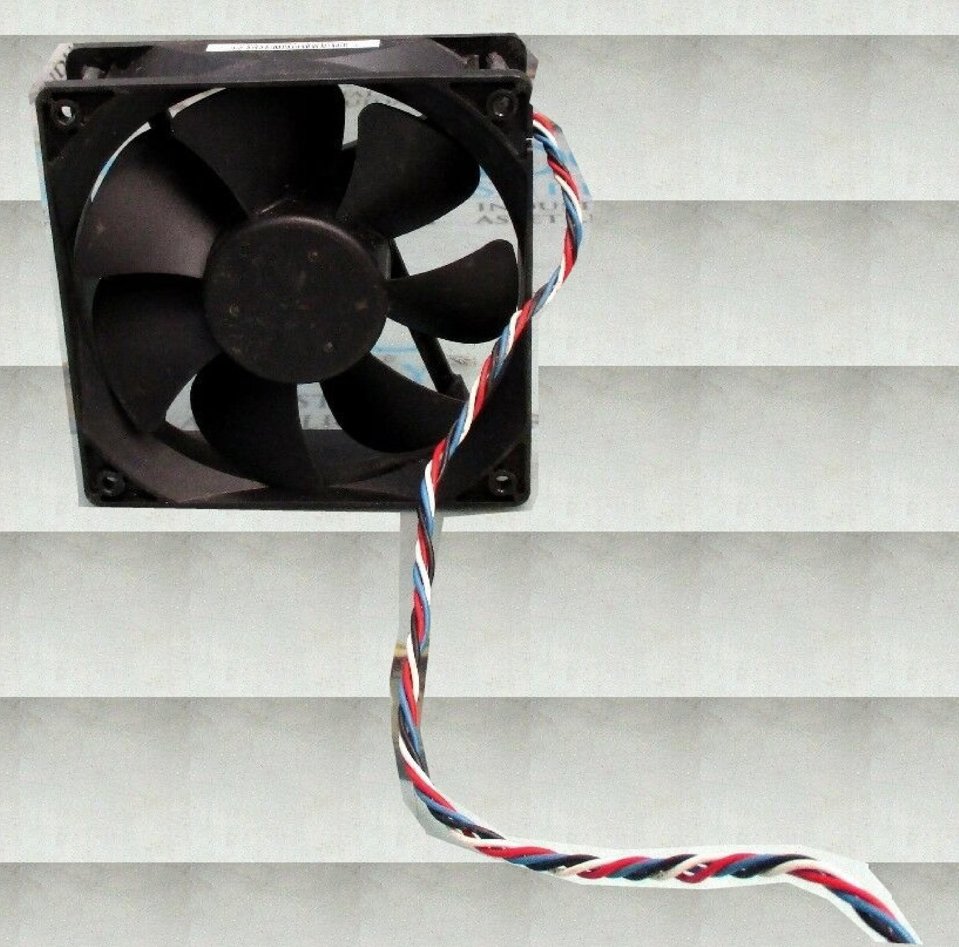 FOXCONN PV123812P2BF 01 FAN DELL 12V DC 1.30AMP 4 WIRE CASE FAN 120X120X38MM