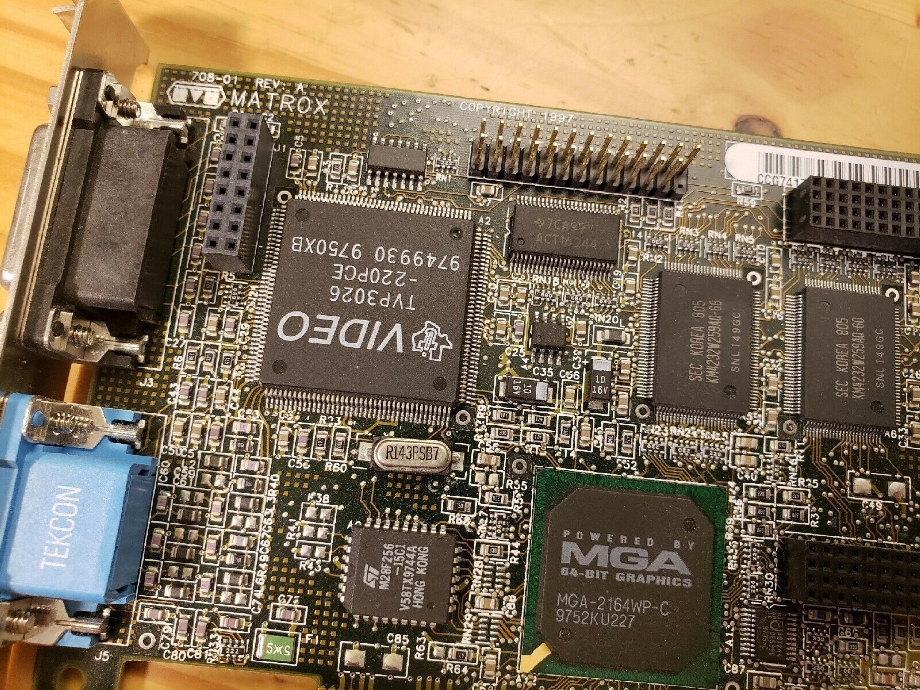 MATROX MIL2P/4/DELL 4MB PCI VIDEO CARD MILLENIUM WITH VGA AND PORTS