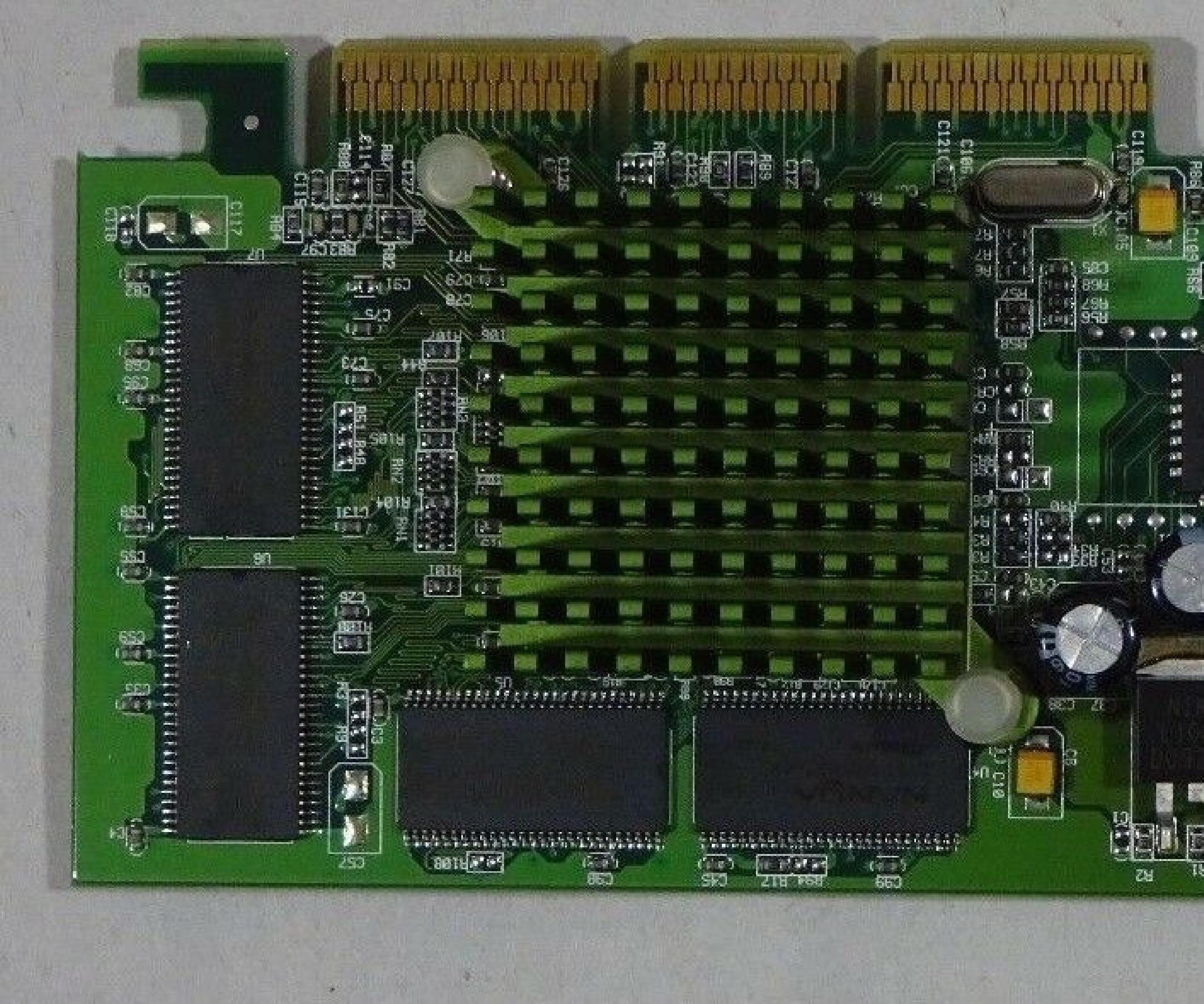 PNY VCGX2A32SPB DELL DIMENSION 3000 4550 4600 8200 32MB AGP VGA VIDEO CARD