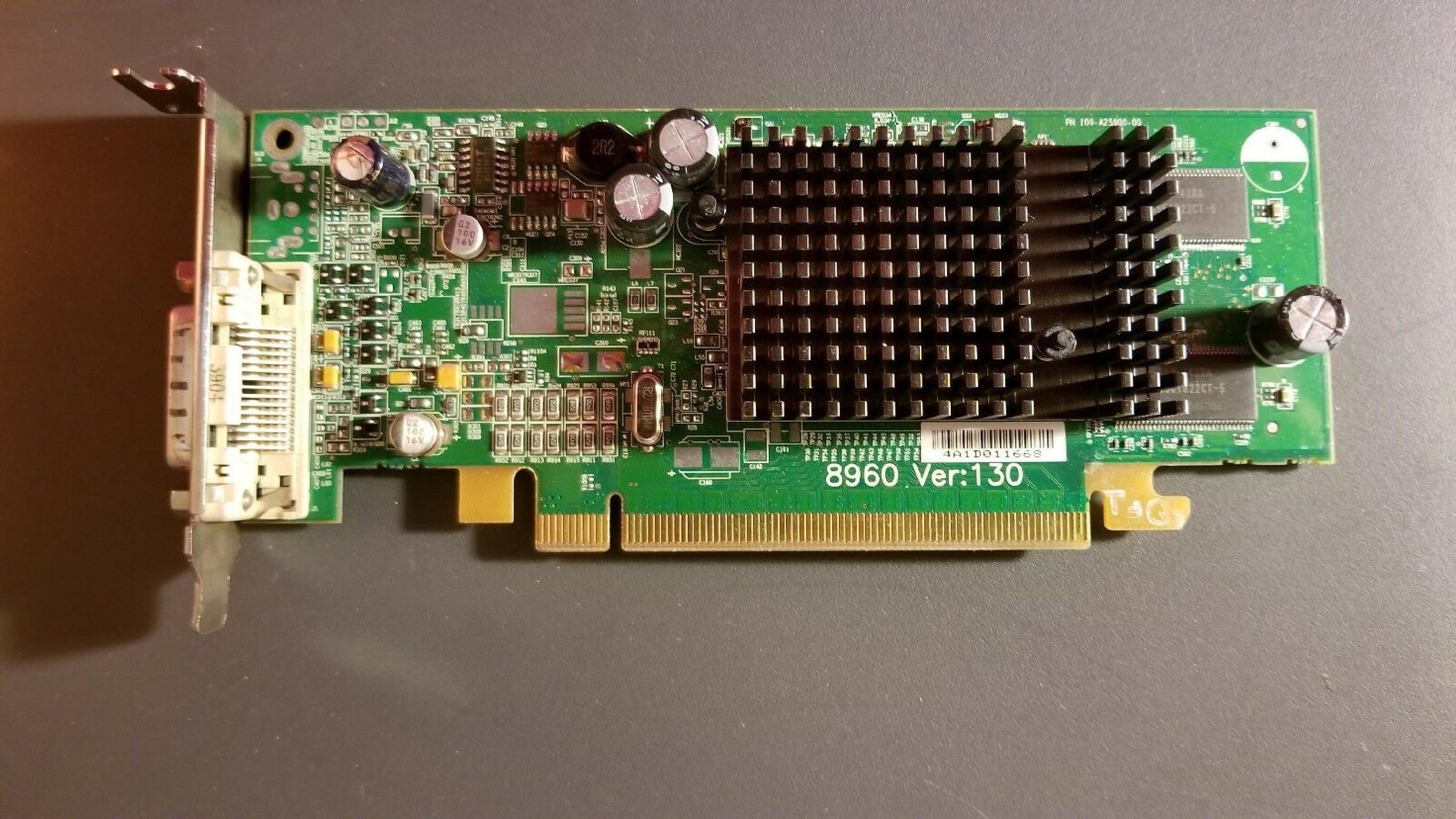 ATI 8960 VER 130 128MB PCI-E RADEON X300 VIDEO CARD WITH DMS59 PORT