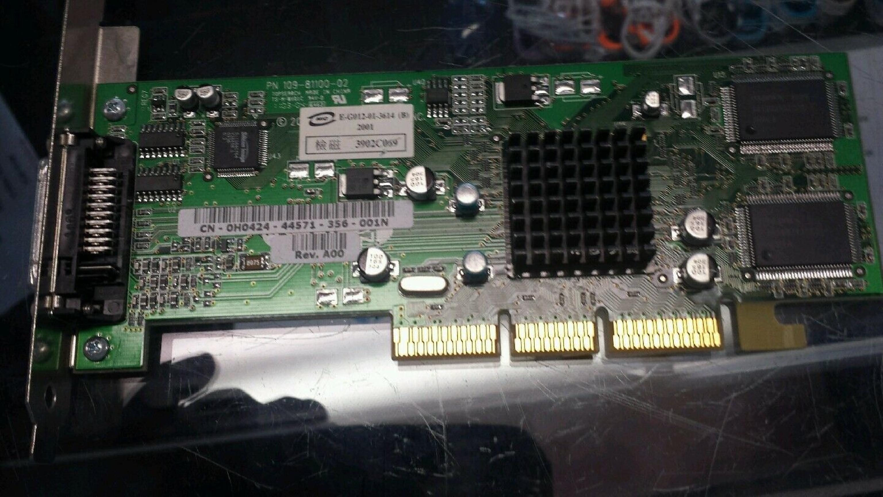 ATI E-G012-01-3614 32MB AGP VIDEO CARD RADEON 7000 WITH EDD OUTPUT