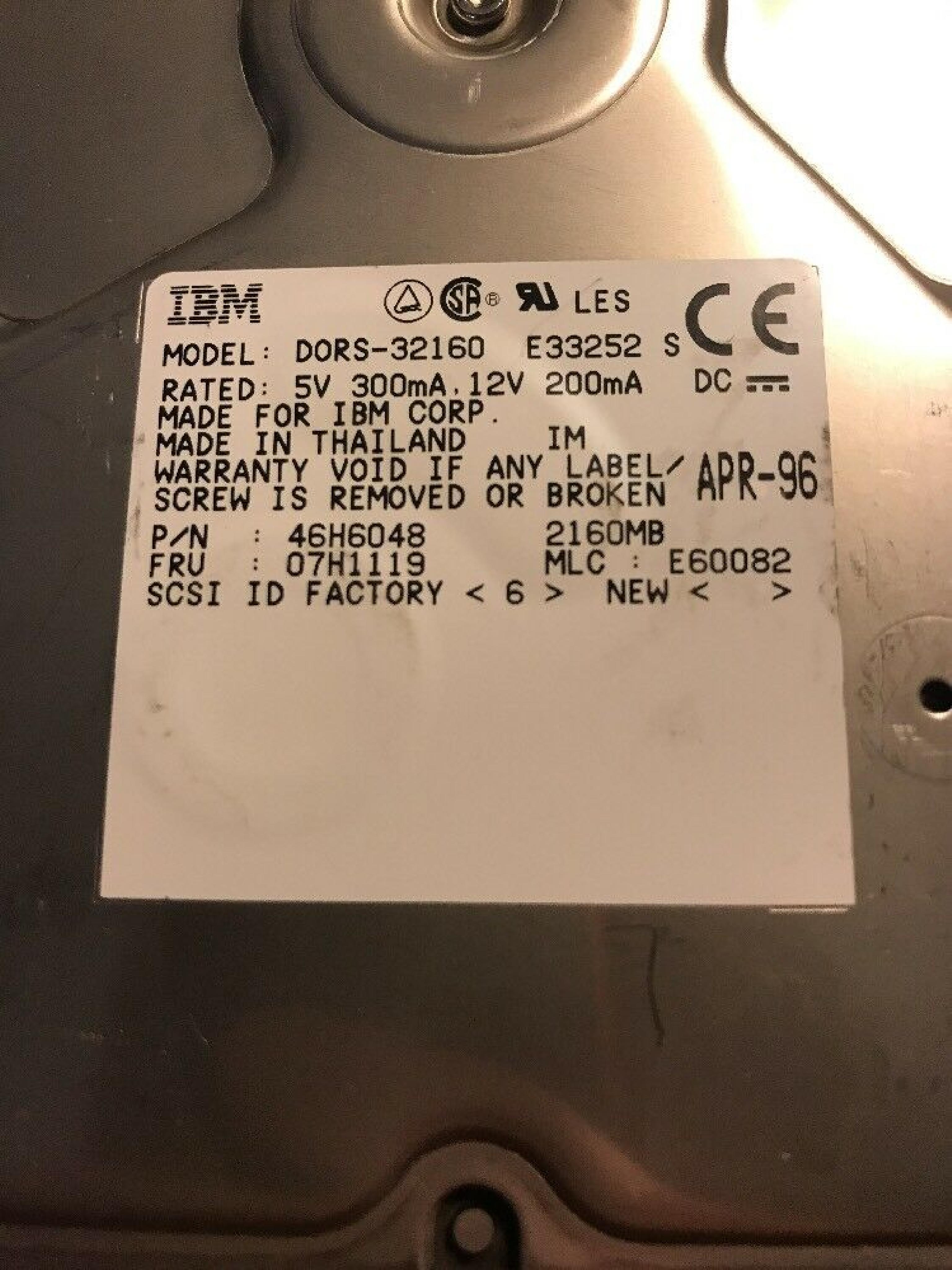IBM DORS-32160 2.1GB 68 PIN SCSI DRIVE
