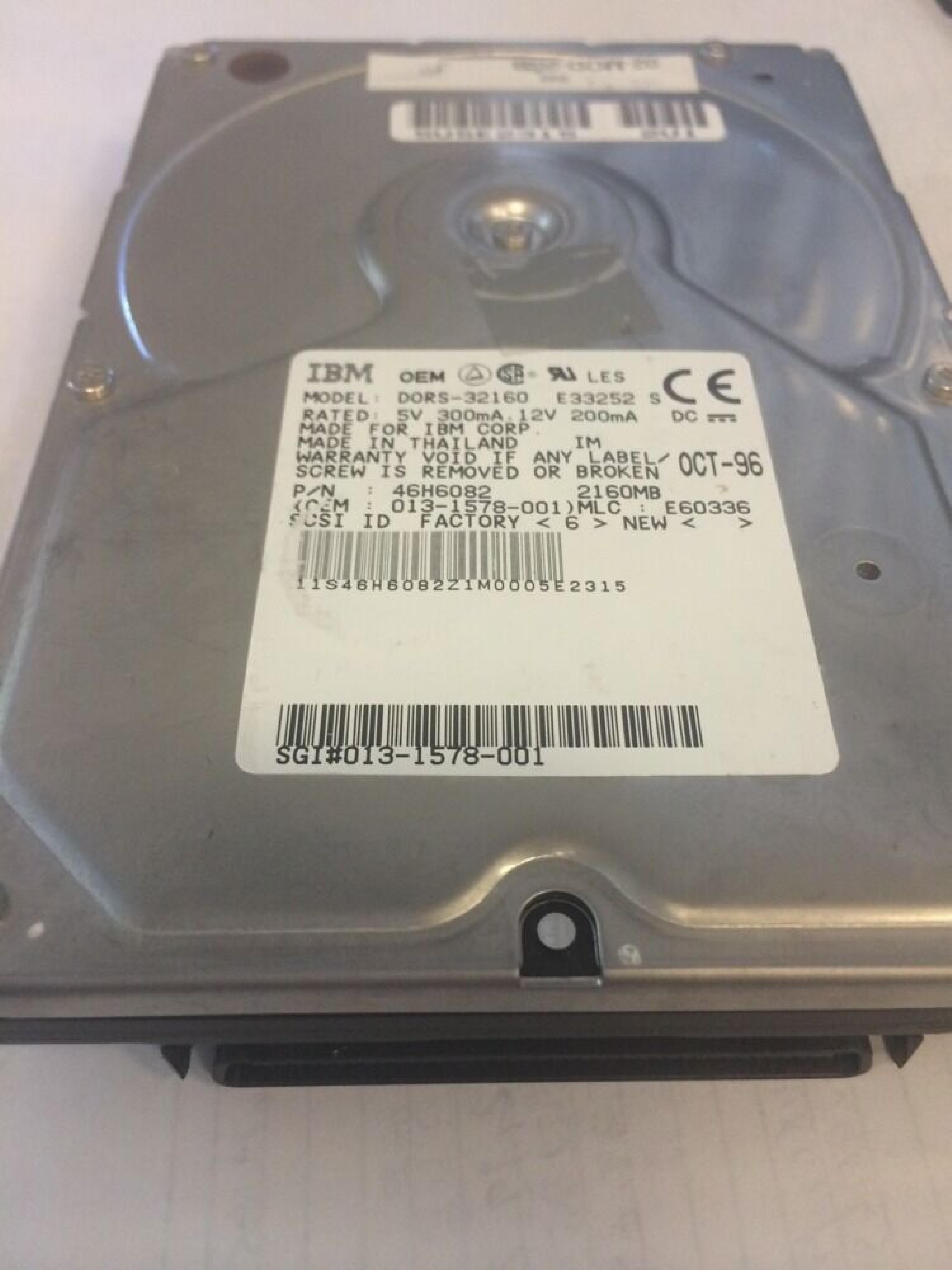 IBM DORS-32160 2.1GB 68 PIN SCSI DRIVE
