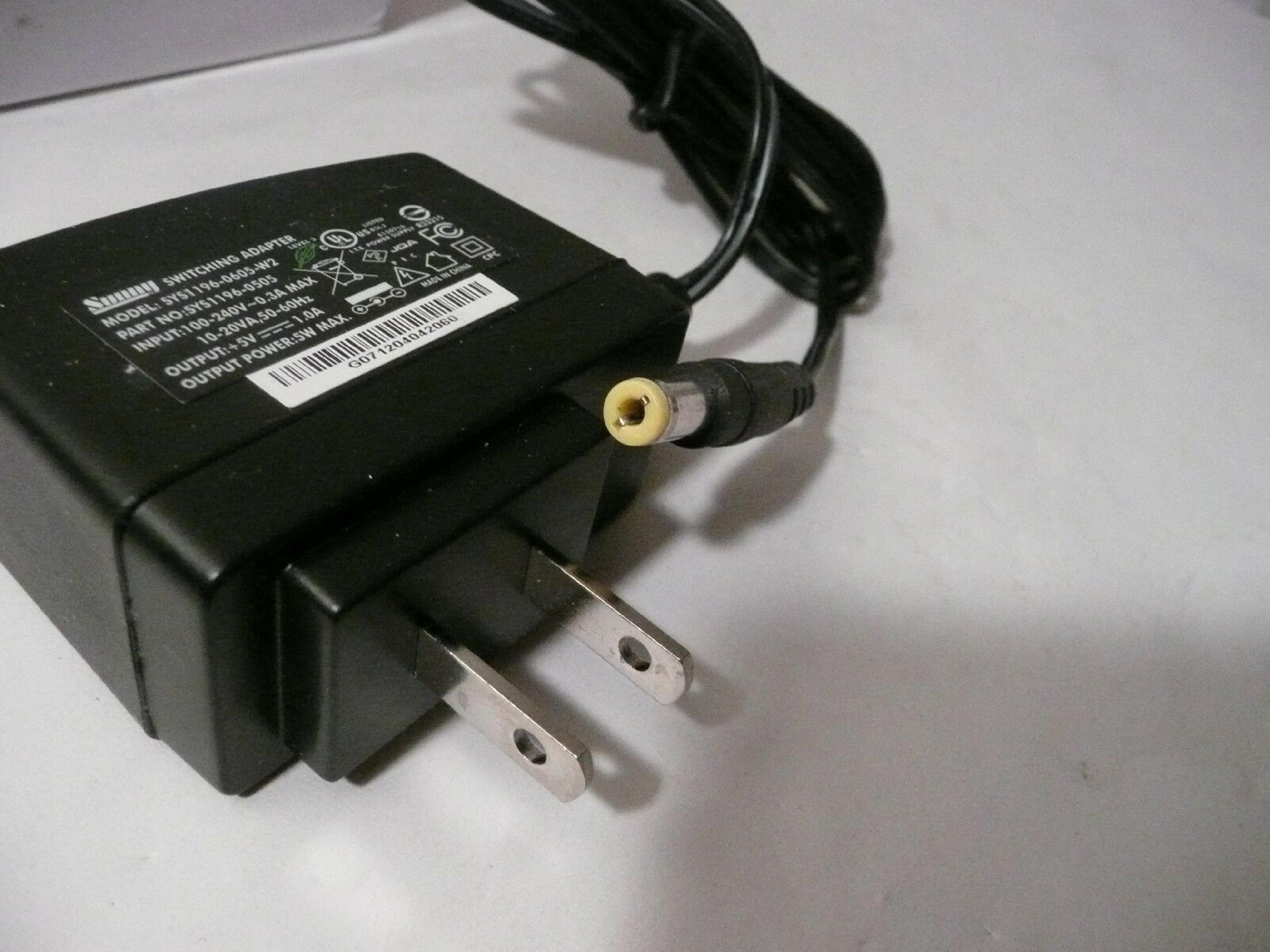 ADAPTER SYS1196-0605-W2 AC 5V 1A TO USB MINI-B