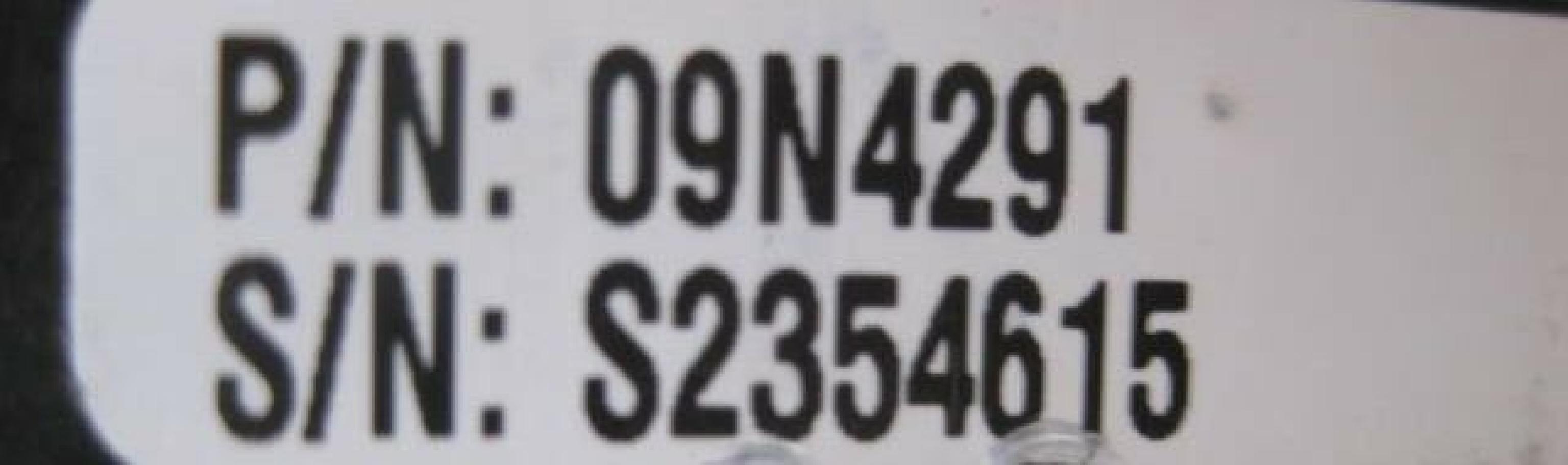 APEX 09N4291 OUTLOOK 8 PORT KVM SWITCH (IBM)