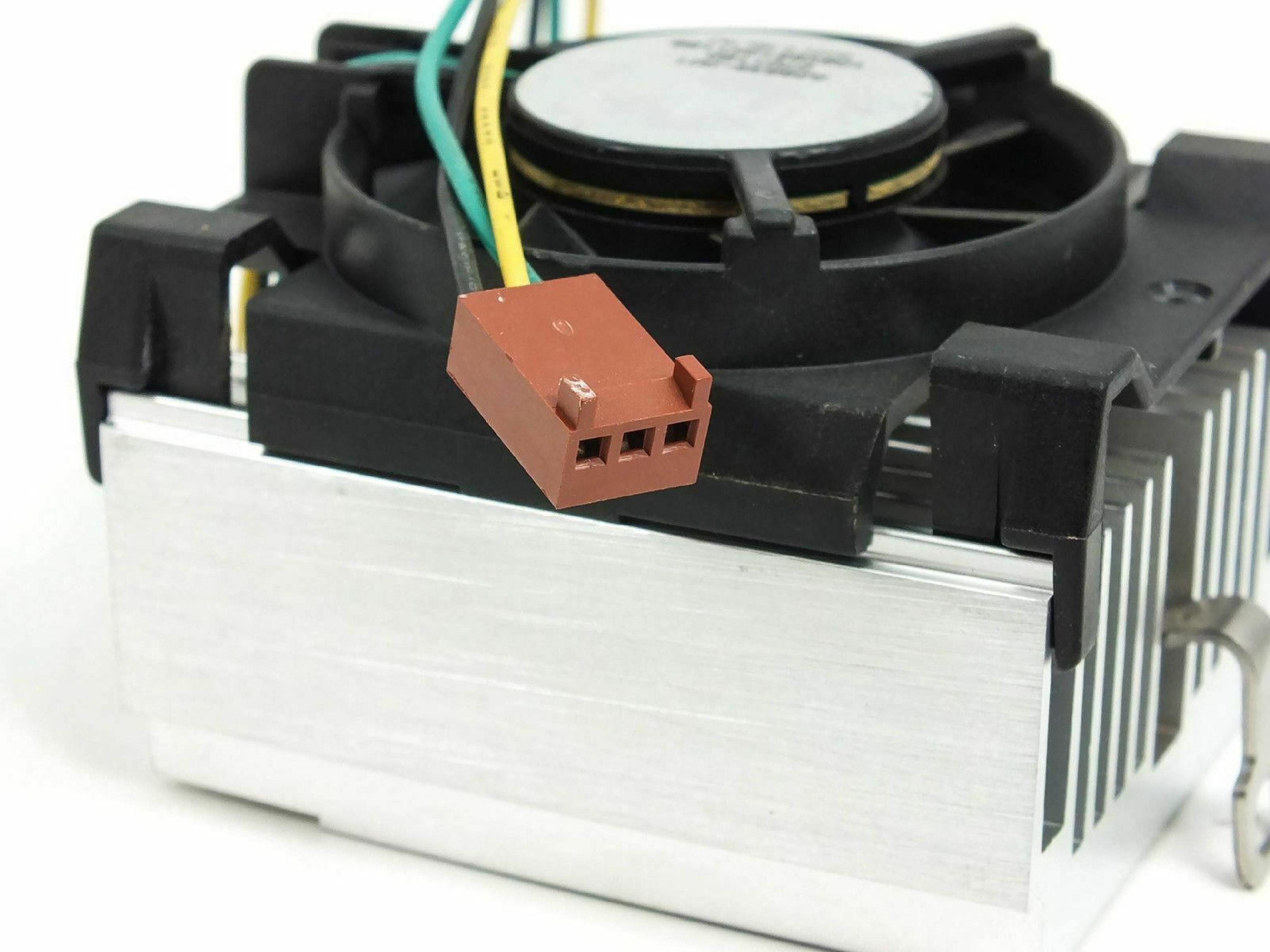 INTEL A28835-001 HEATSINK FAN ASSY. 12VDC .06A 3-WIRE ONLY 3PIN