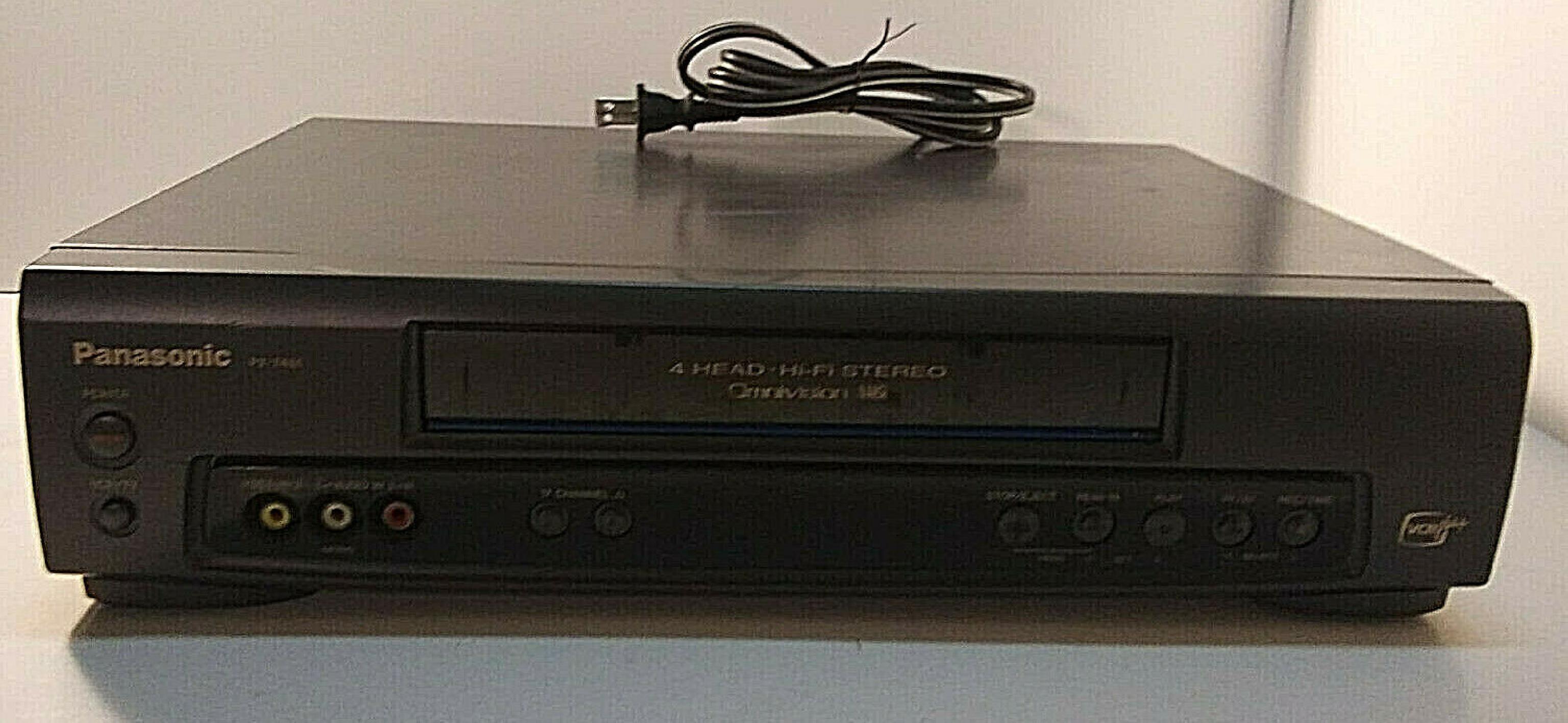 PANASONIC PV-7451 HI-FI VHS VCR 4 HEAD VIDEO CASSETTE STEREO